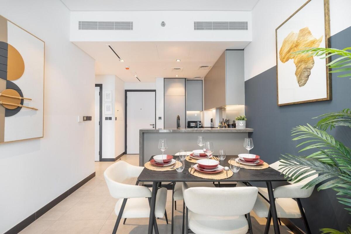 Homey 1-bedroom In Business Bay With A View Of Skyline! Apartment *
