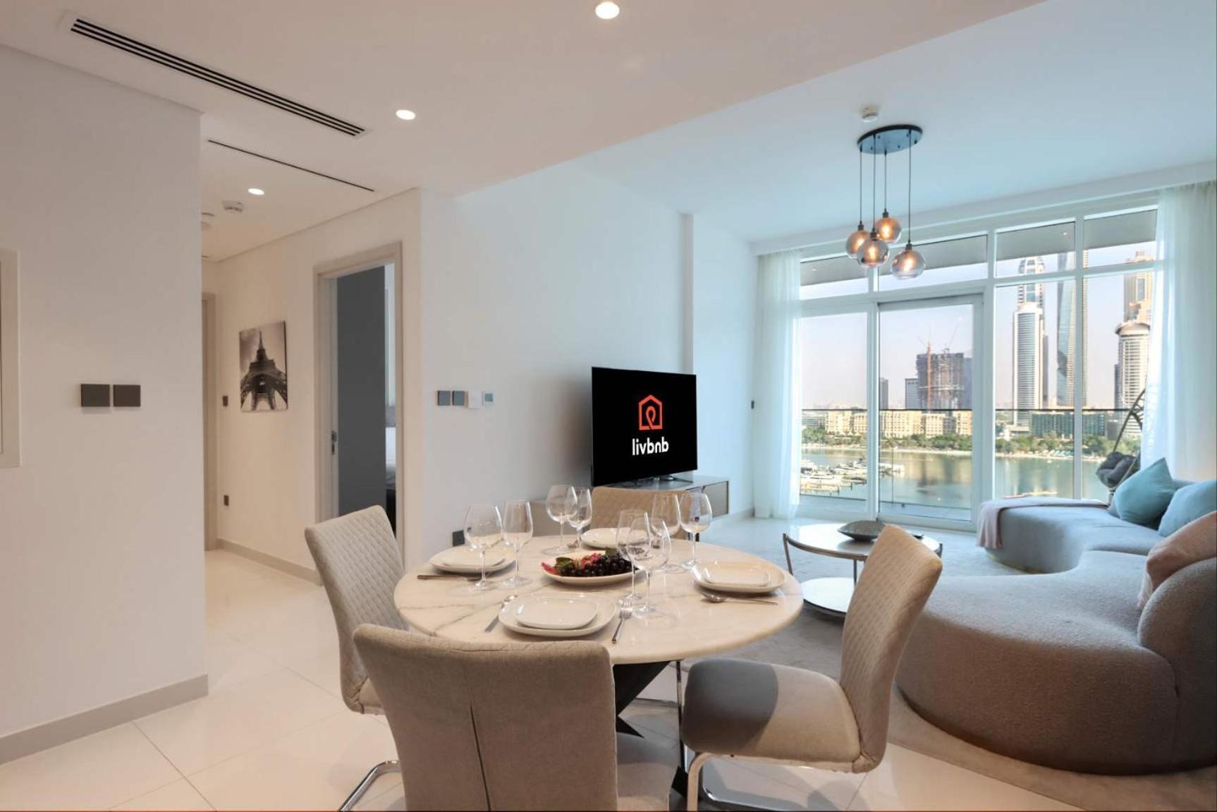 Livbnb - 2br With Stunning Views, Beachfront Living Apartment Dubai