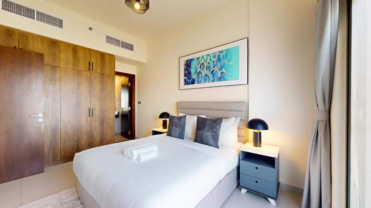 Apartment Binghatti Gate - Cosy Two Bedroom