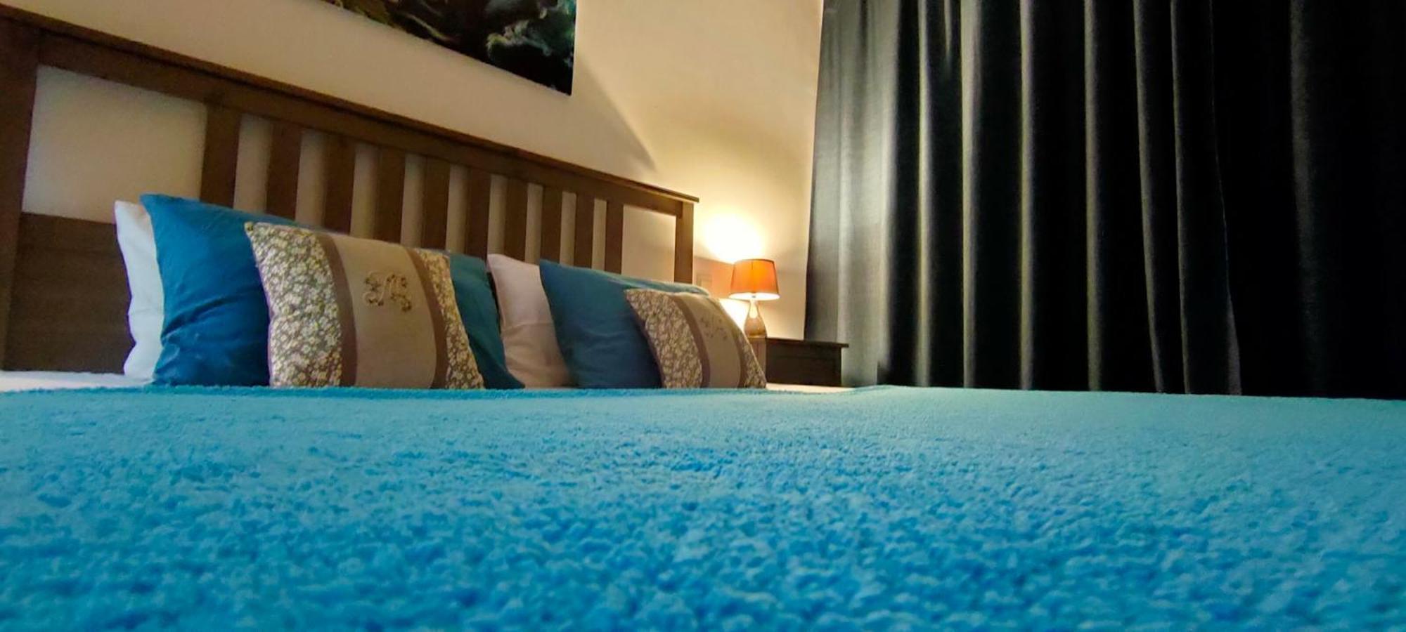 Apartment 2 Bedroom With A Beautiful View Of The Marina Minimum 5 Night *