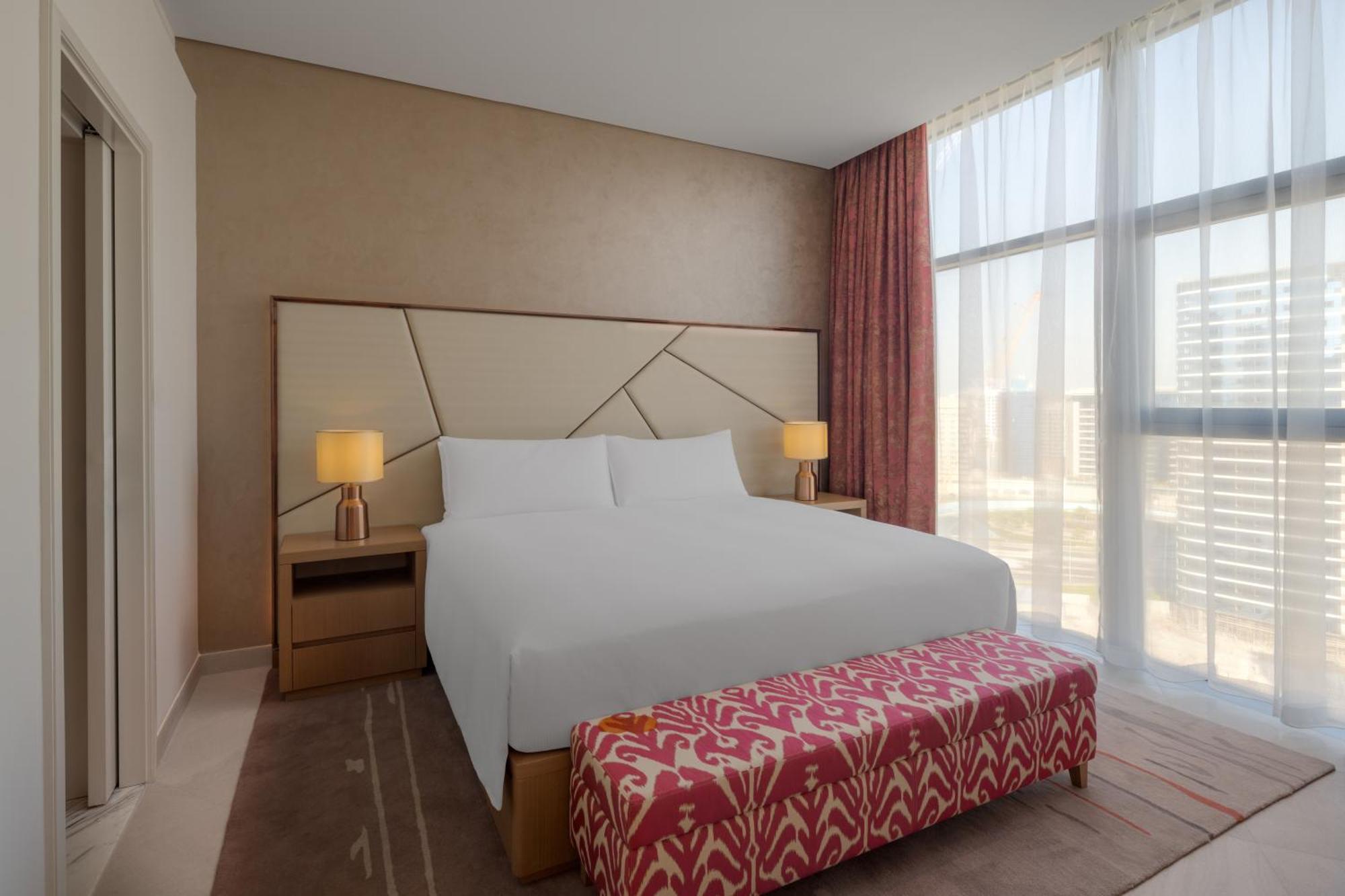 Hilton Creek & Residences 5*