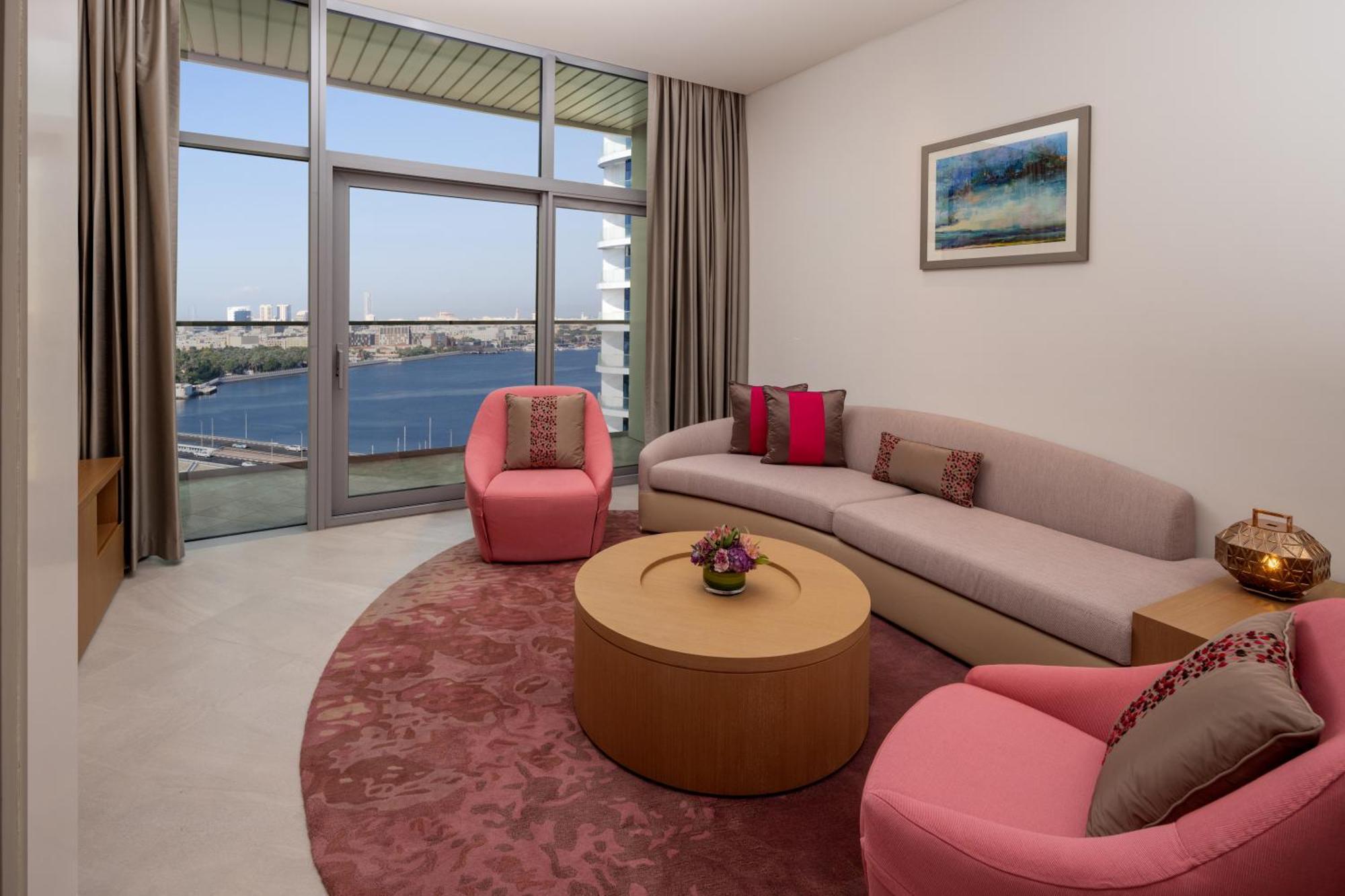 Hilton Creek & Residences