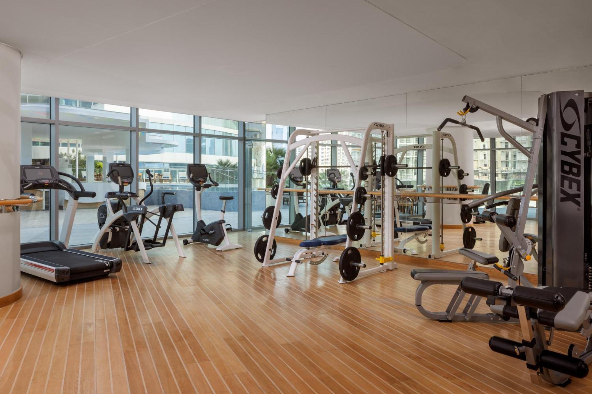 Hotel Hilton Creek & Residences 5*