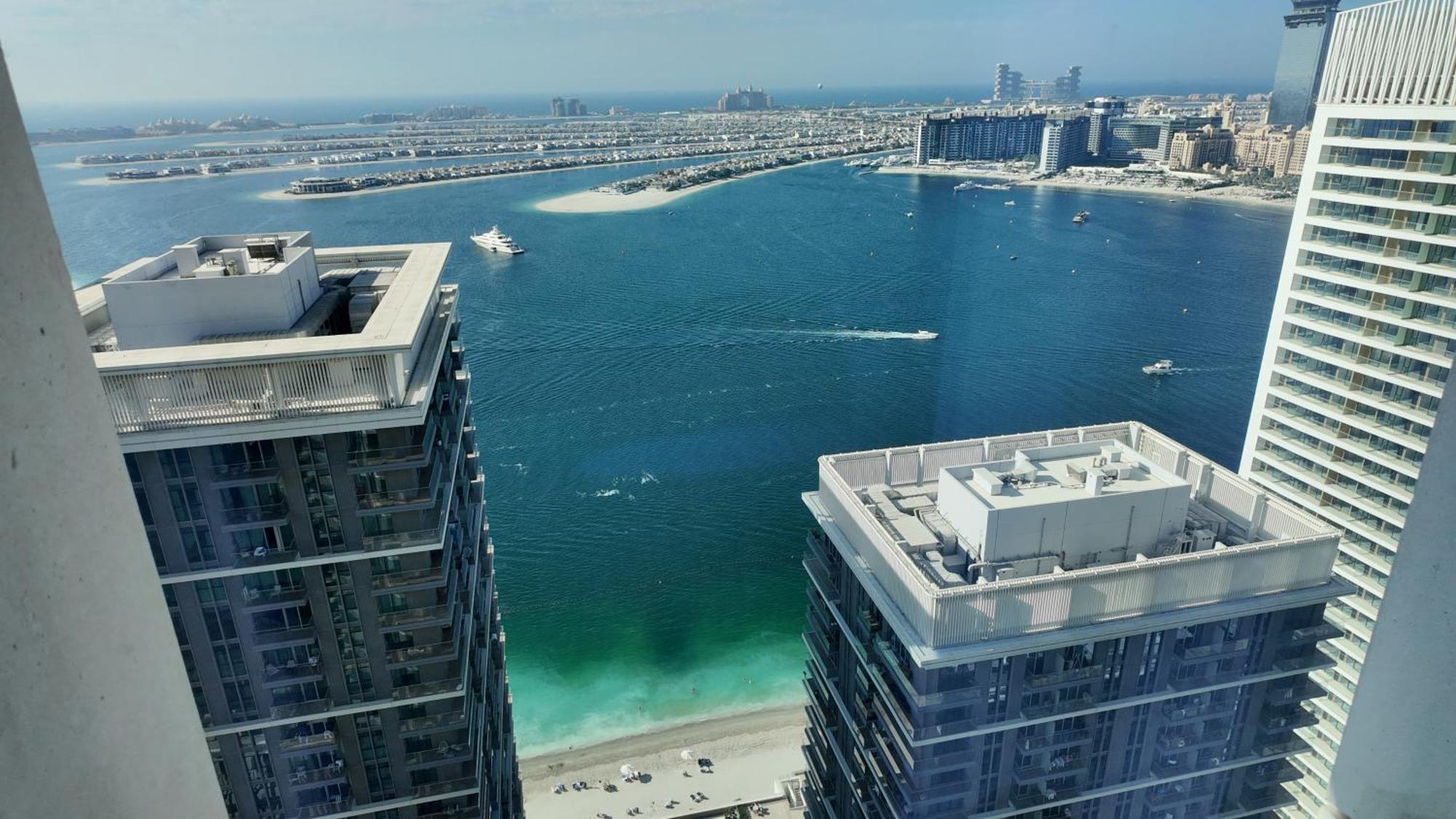 Luxurious Beachfront With Atlantis And Palm Jumeira Views Apartment *