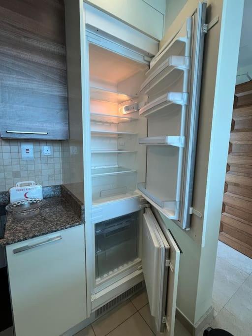In Business Bay, Uae Apartment Dubai