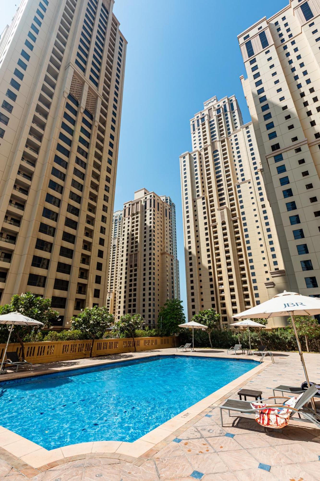 Apartment Beautiful And Bright 1 Bedroom Apartment! Sofia ! Dubai