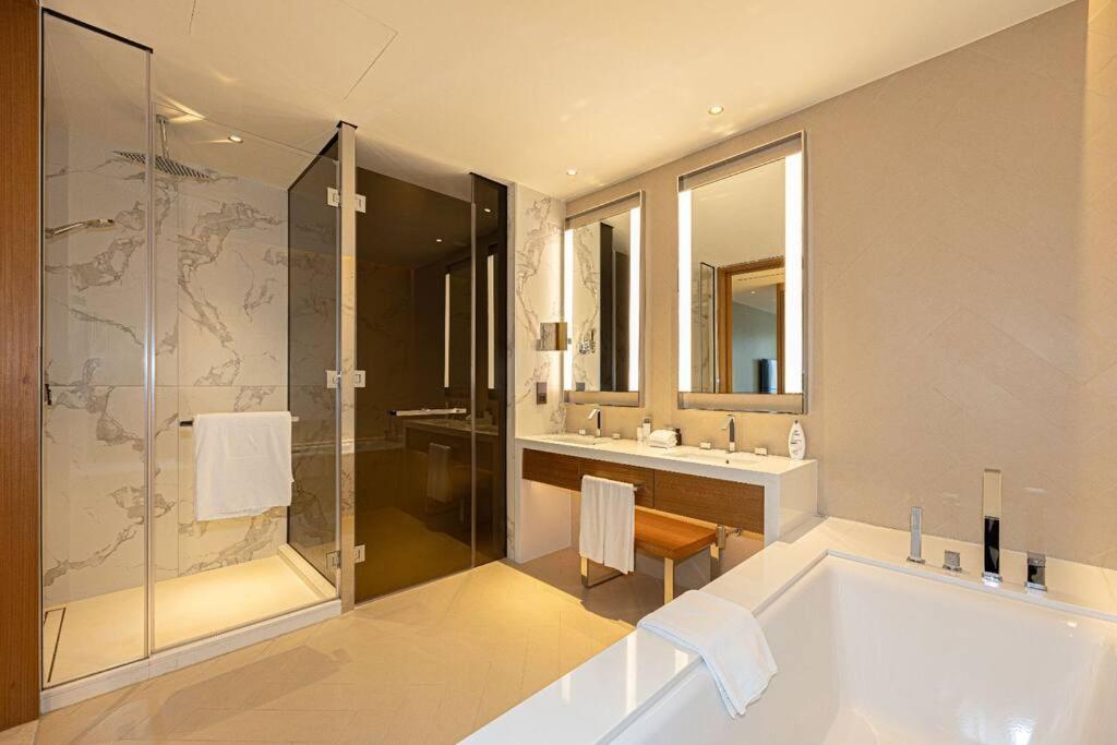 Stunning Address Opera 3bedroom Apartment Dubai