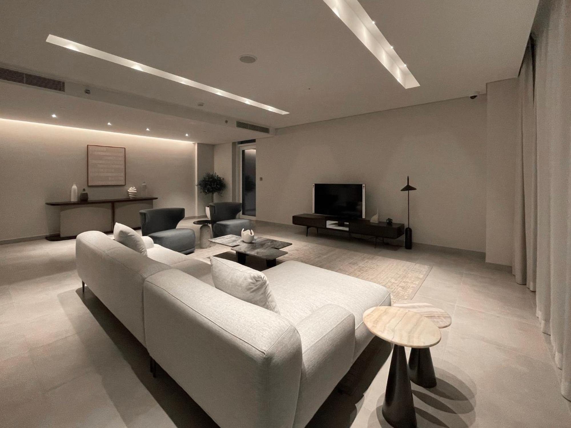 The Smart Concierge - Sunrise Bay 2 Apartment Dubai