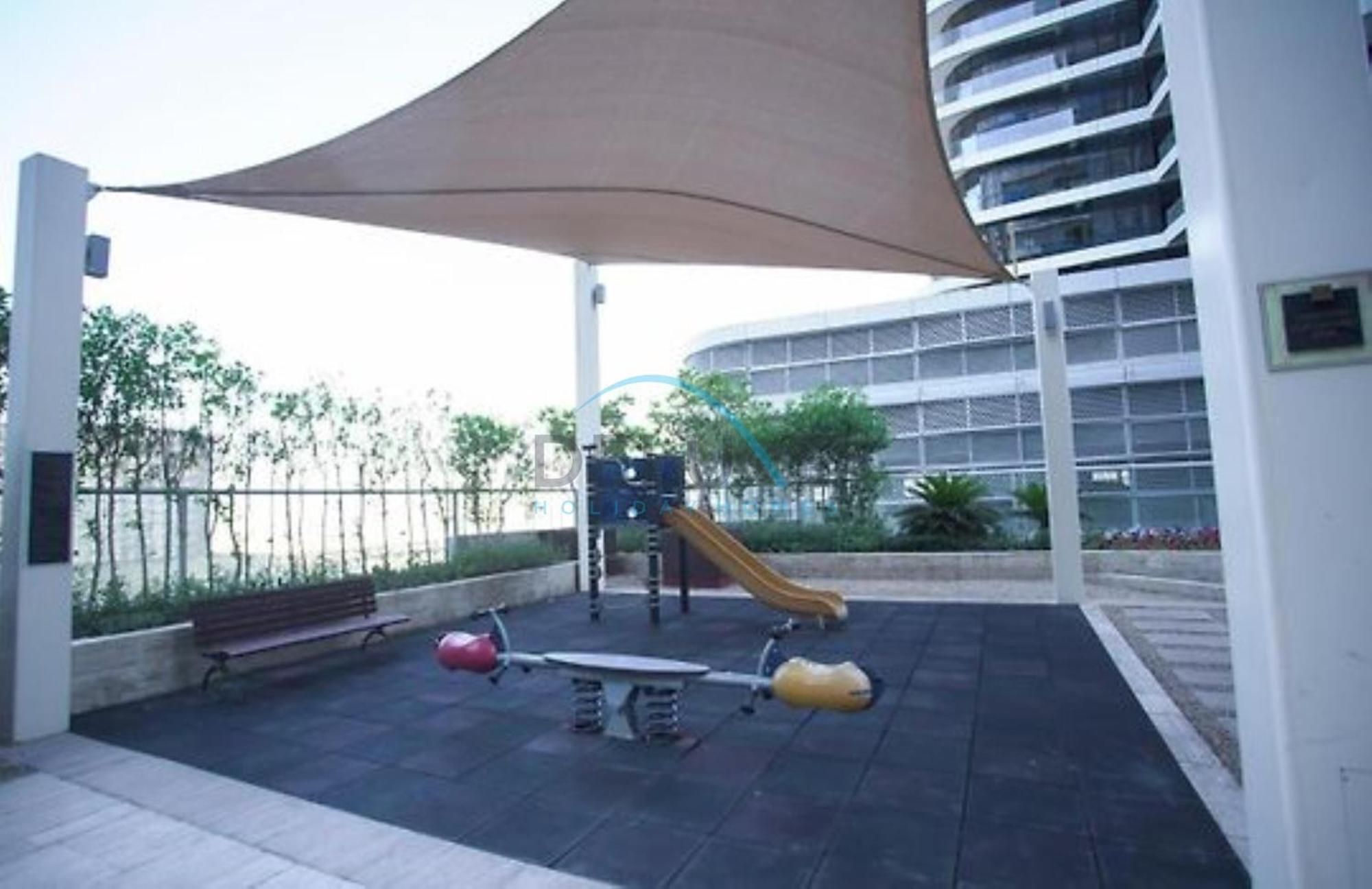 Whimsical 3br At The Signature, Downtown By Deluxe Homes Dubai