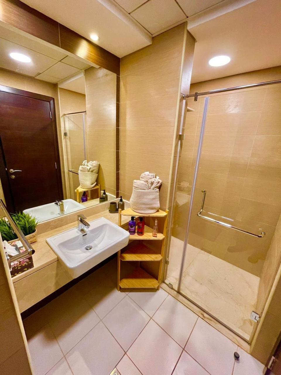 Super Elegant Apartment-sparkle Tower By Sweet Homes Dubai