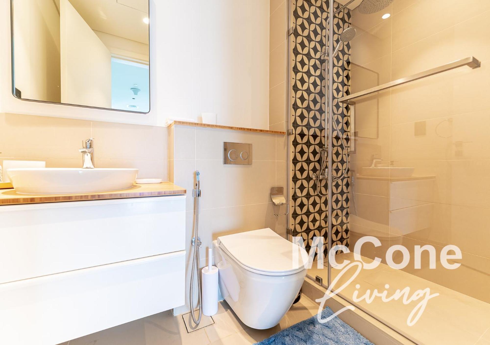 Apartment Inviting 2br With Pool & Pet-friendly Option *