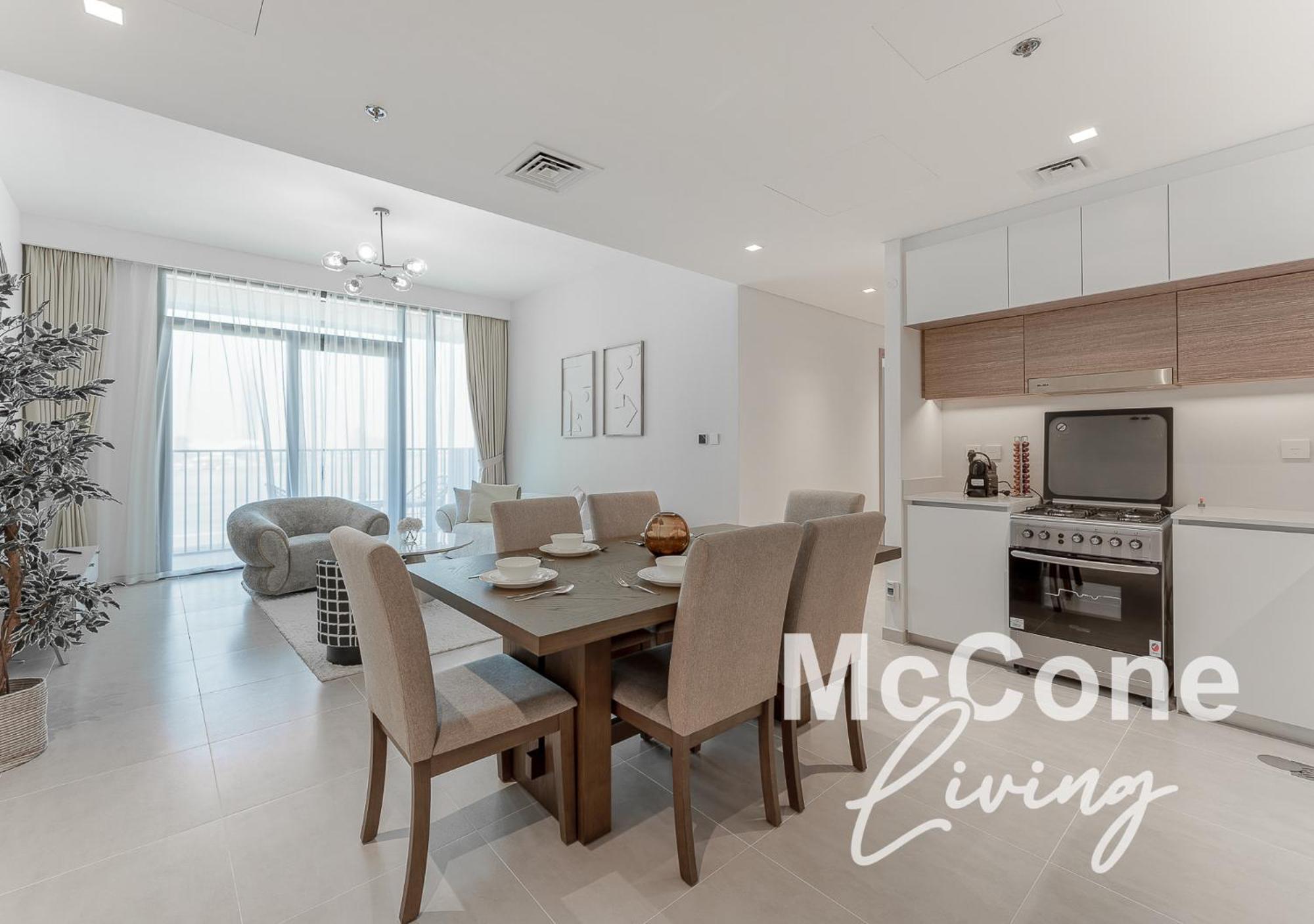 Bright 2br With Pool & Creek Views Apartment *