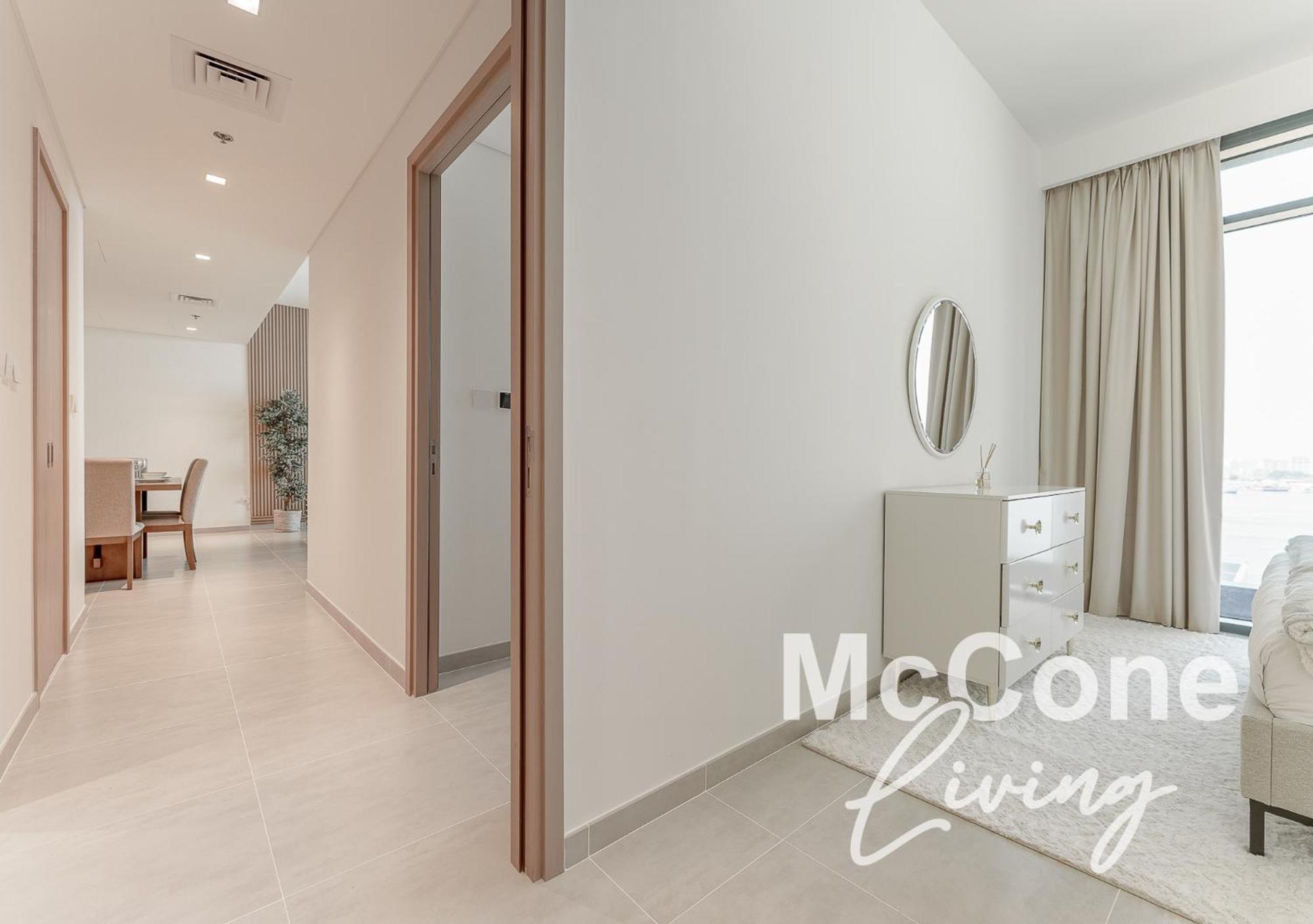 Bright 2br With Pool & Creek Views Apartment *