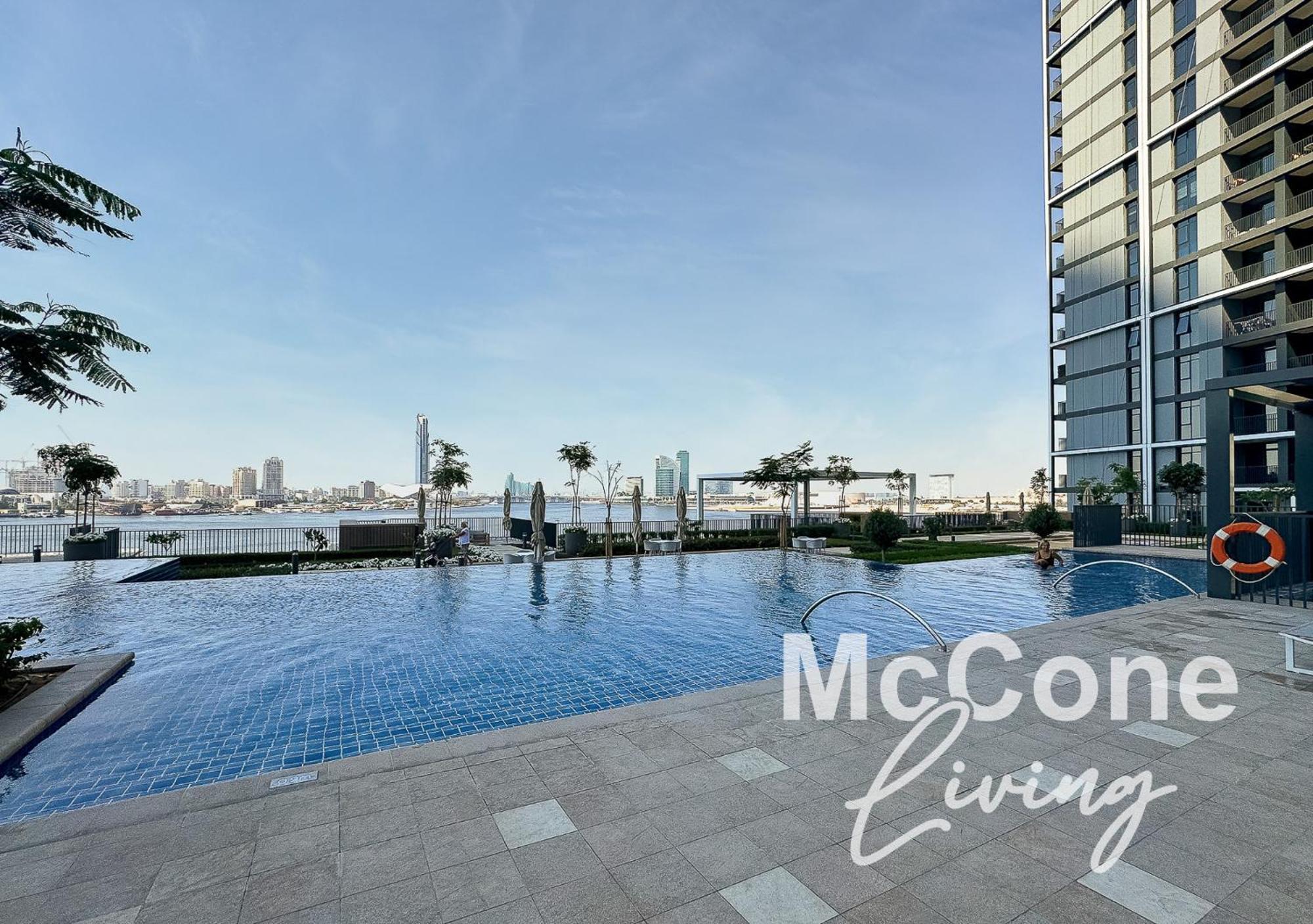 Bright 2br With Pool & Creek Views