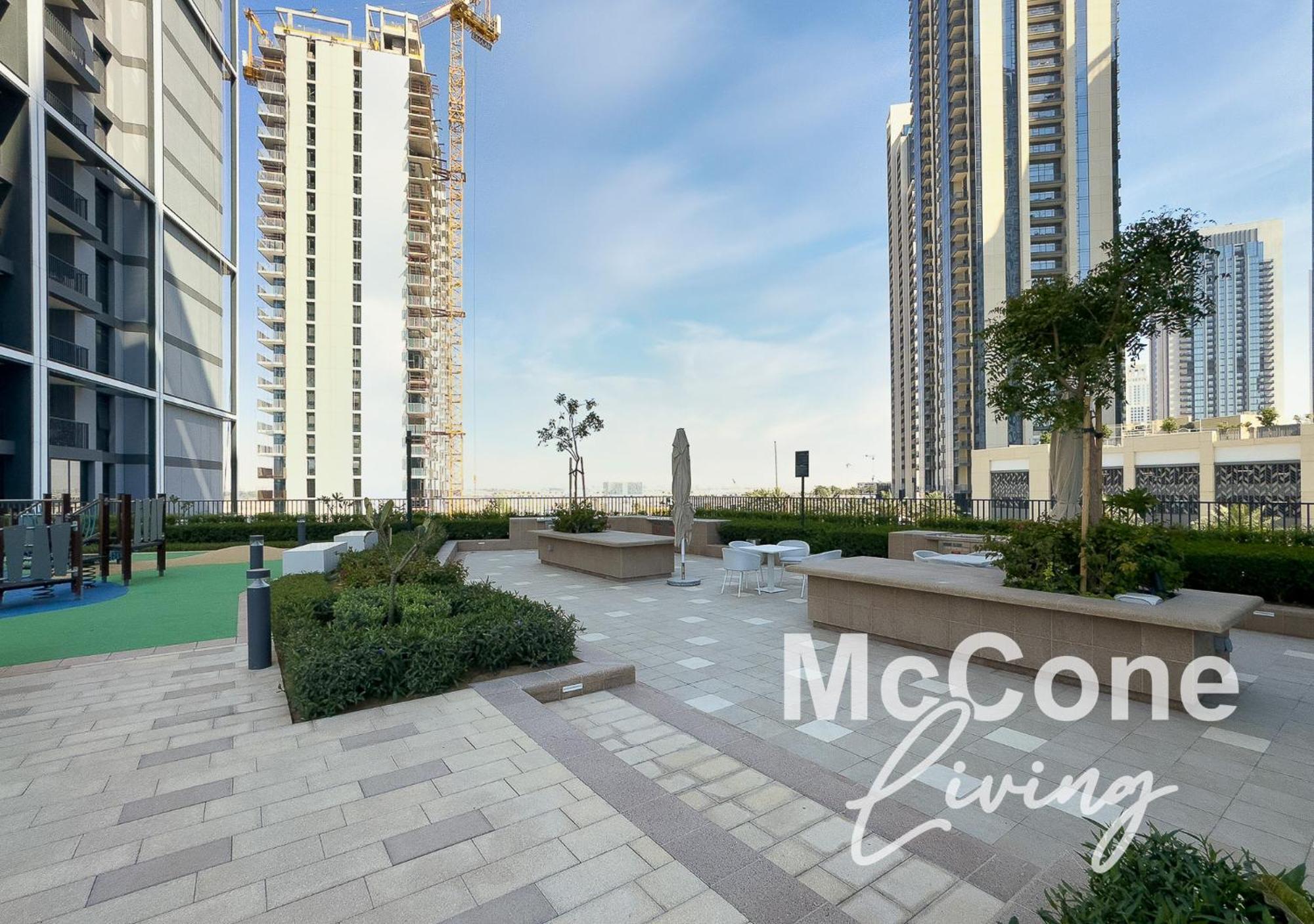 Bright 2br With Pool & Creek Views Dubai