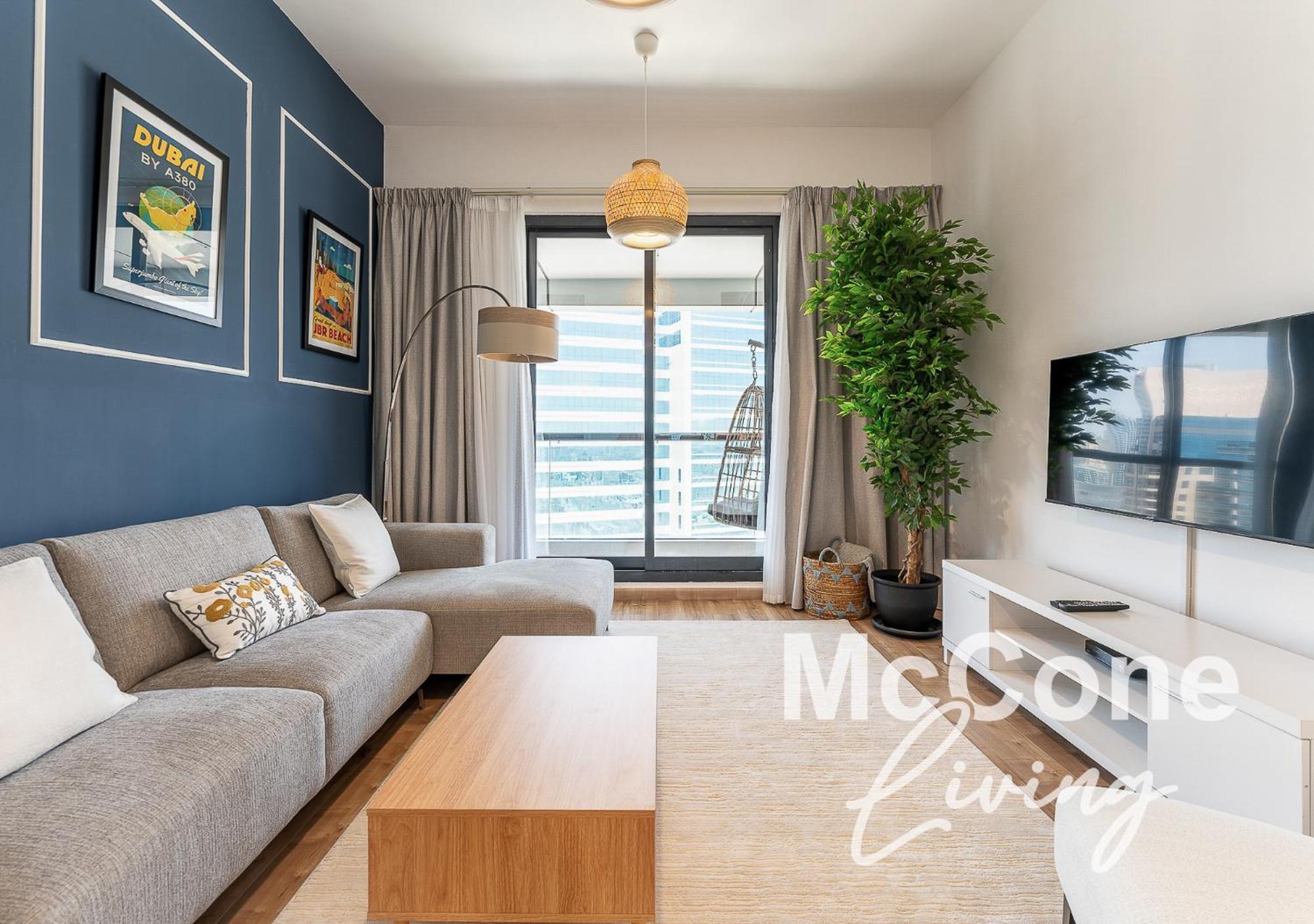 2br With Stunning Marina Skyline Apartment Dubai
