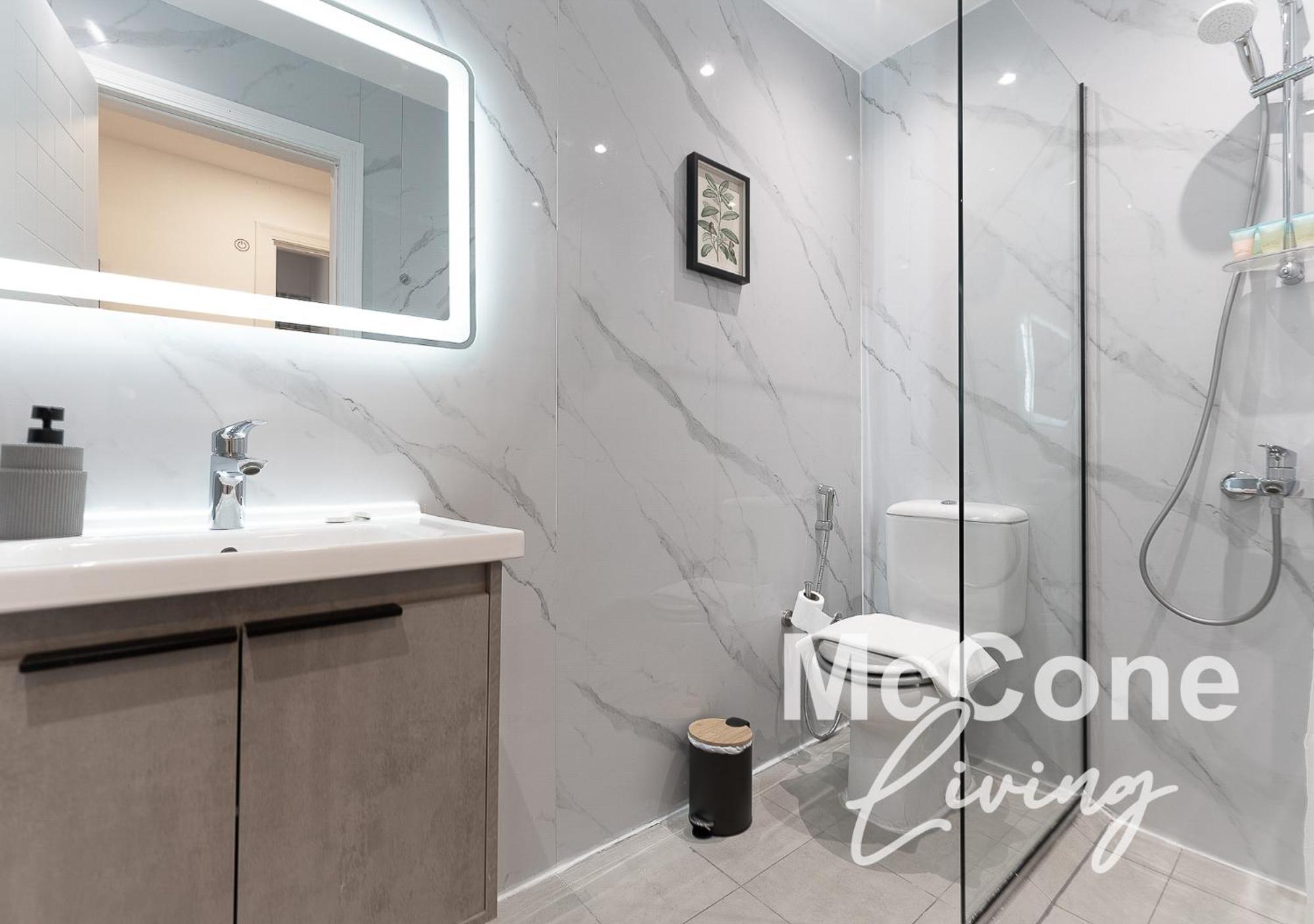 2br With Stunning Marina Skyline Apartment Dubai