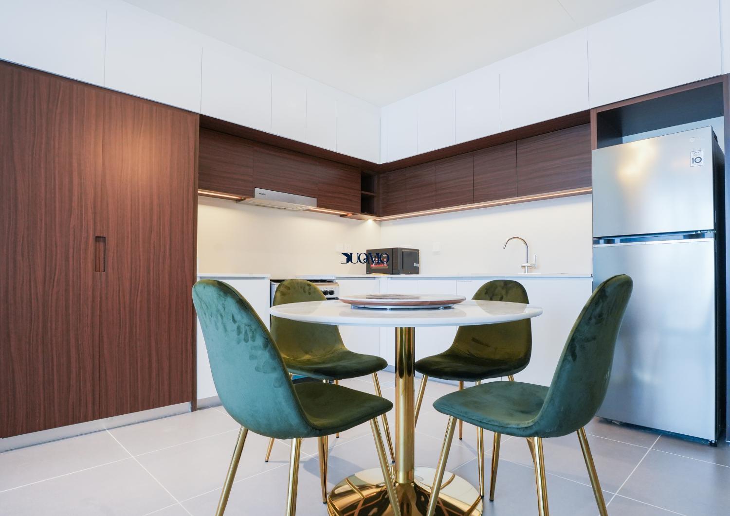 Myduomo- Spacious 1br On High Floor With Creek & Park Views