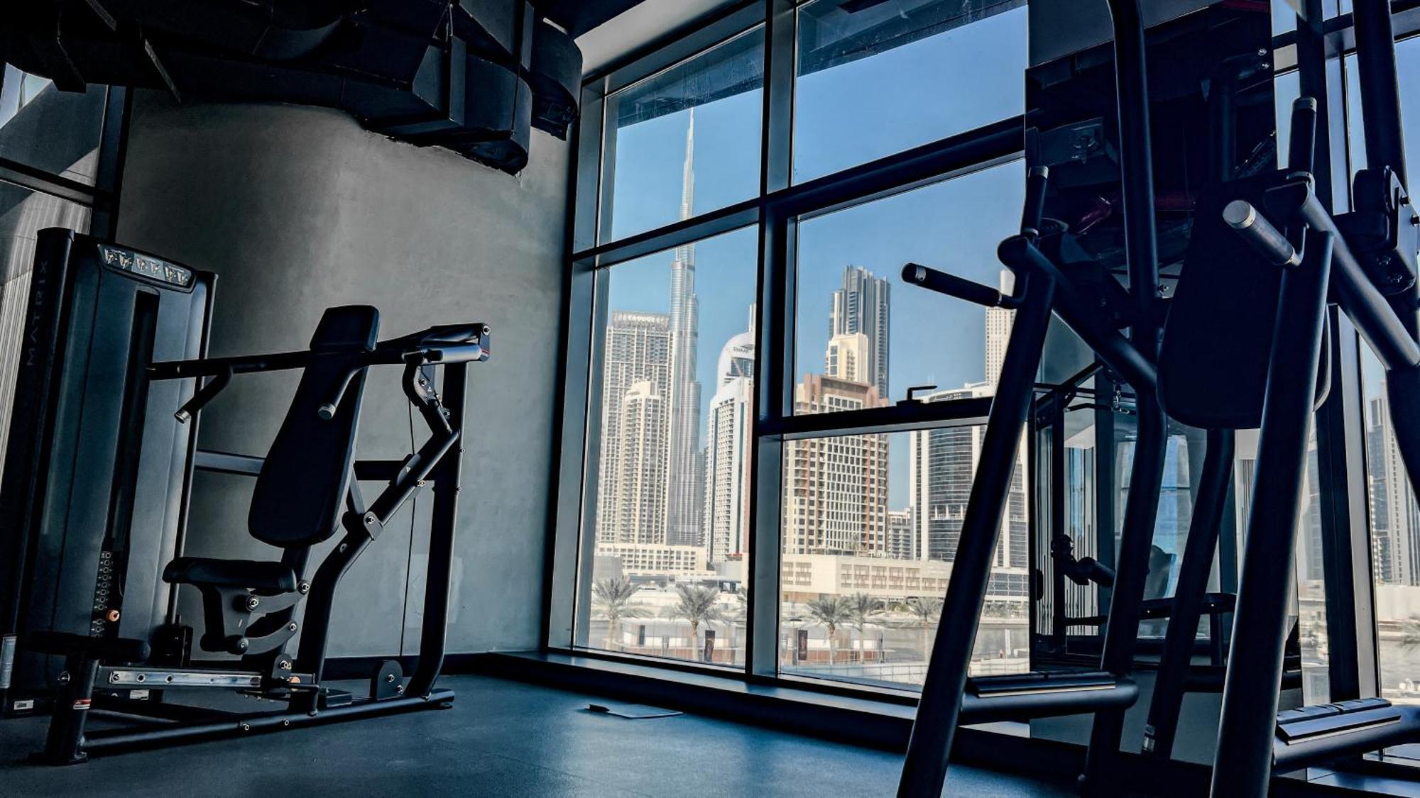 Chic 1-bedroom With Epic Burj Khalifa Views Dubai