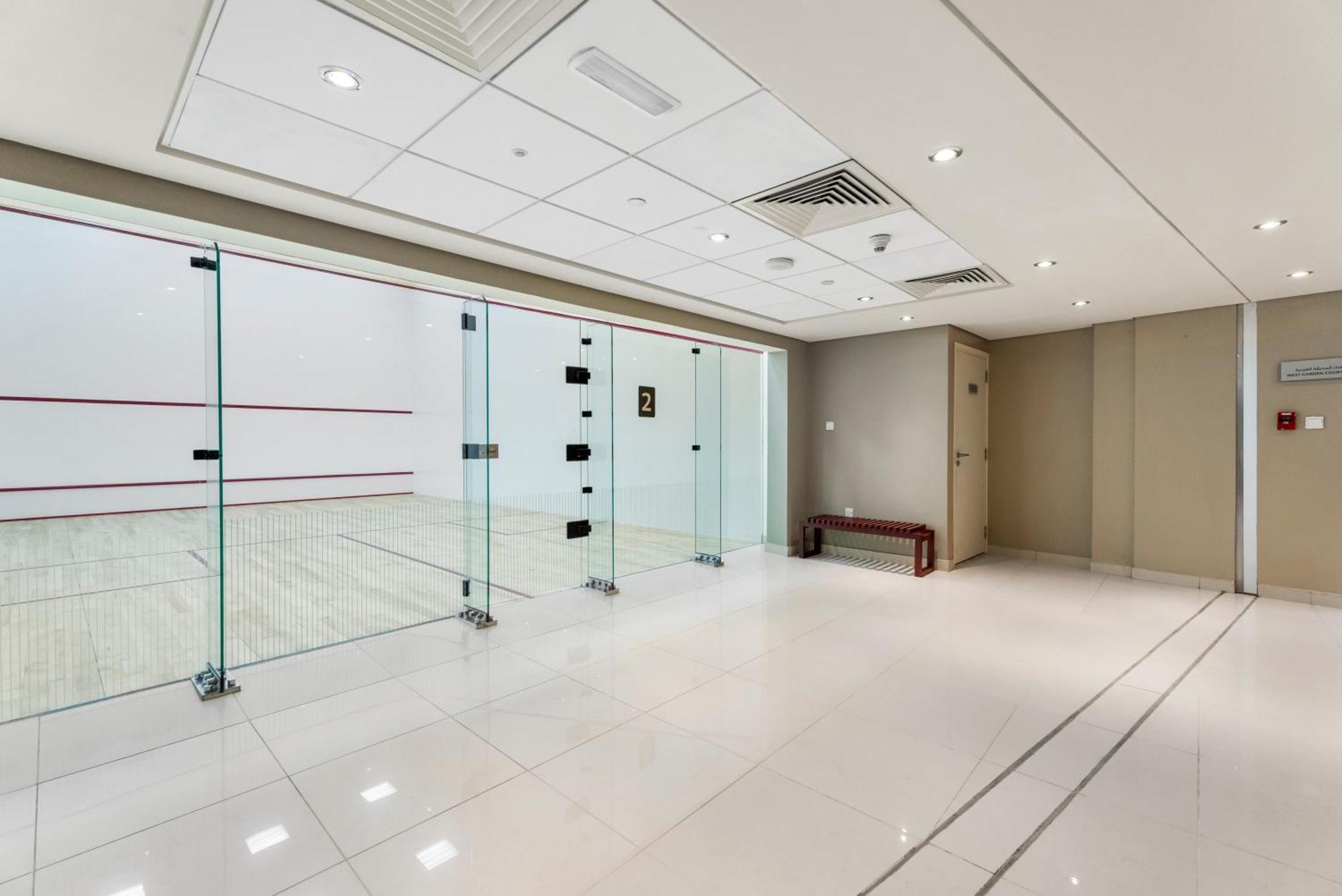 Stylish 1 Bedroom - Burj Khalifa View- 5Mn Walk To Dubai Mall-Apartment In Burj Views Tower