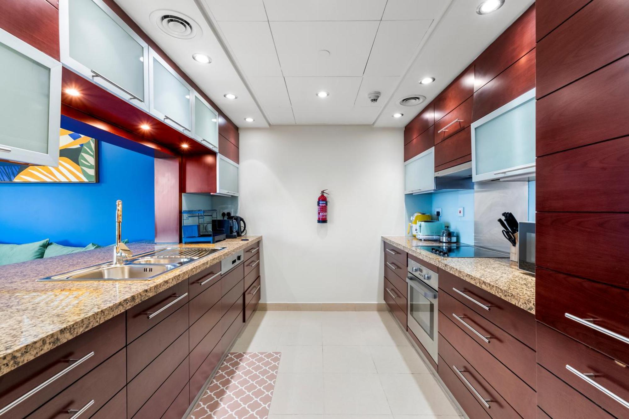 Apartment Stylish 1 Bedroom - Burj Khalifa View- 5Mn Walk To Dubai Mall-Apartment In Burj Views Tower