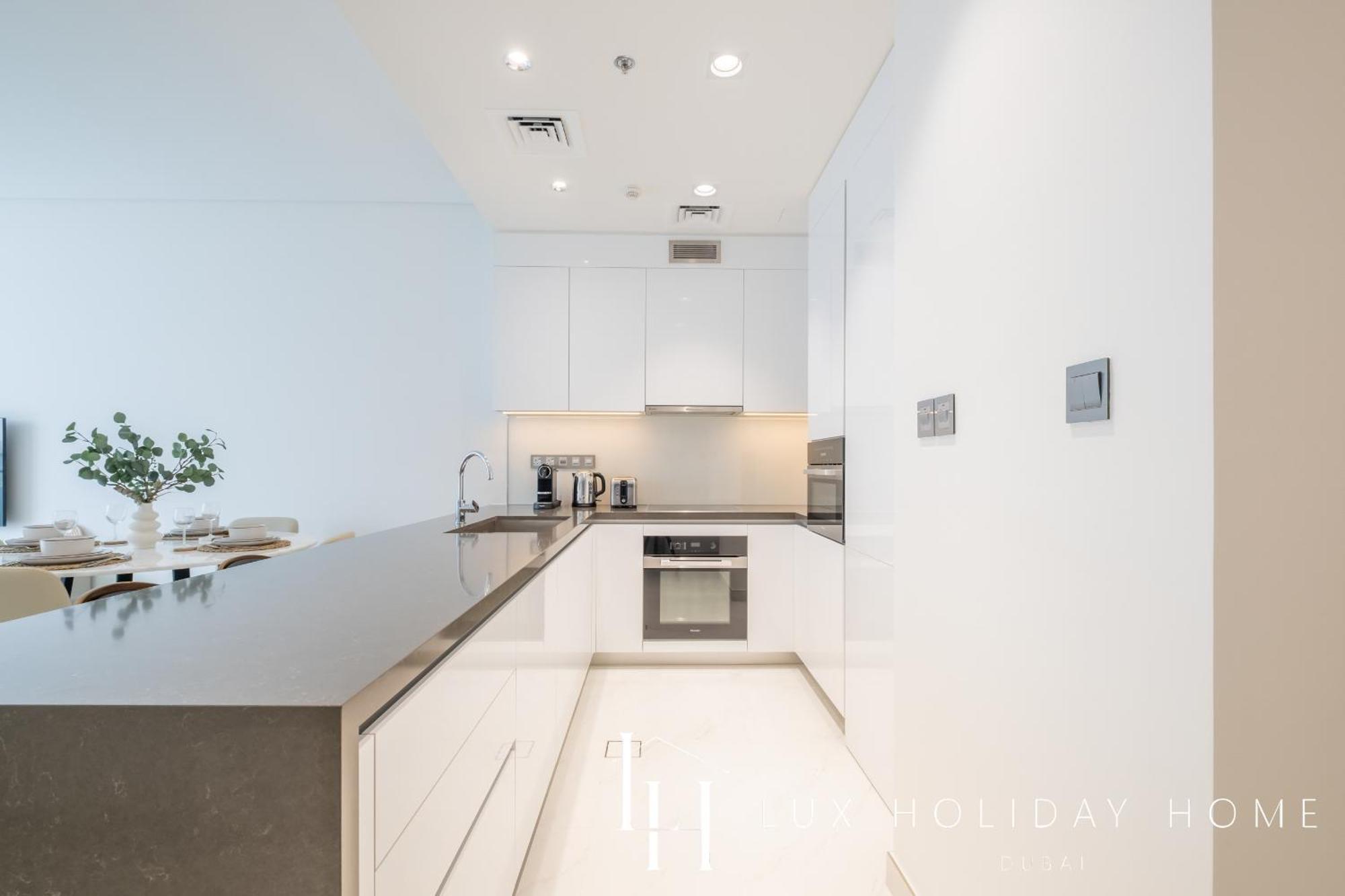 Apartment Lux The District One Lagoon View 3