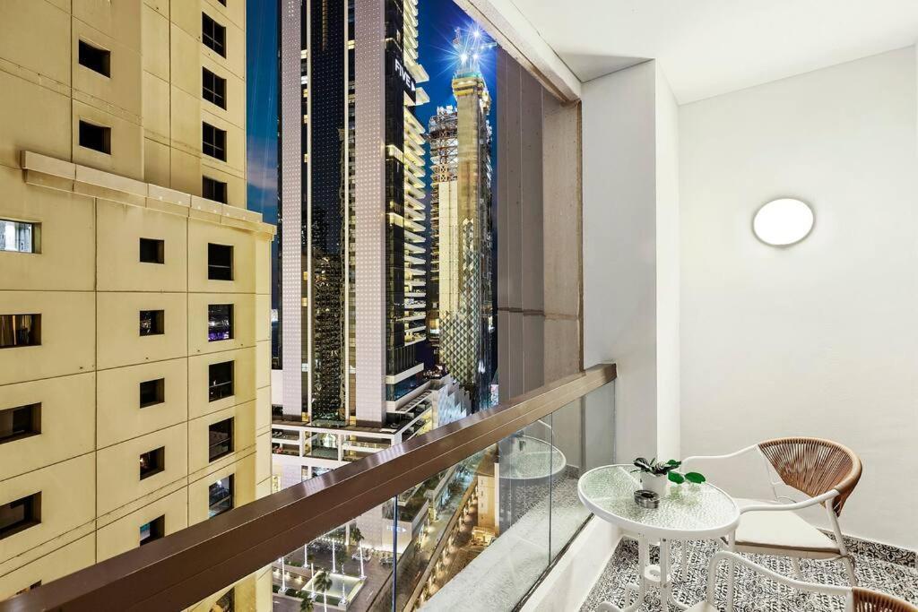 First Class 4br Cozy Jumeirah Retreat Dubai