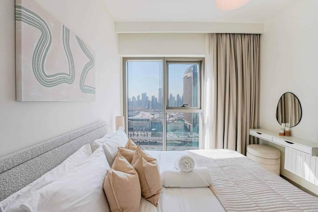 Living With Burj Khalifa Views Dubai