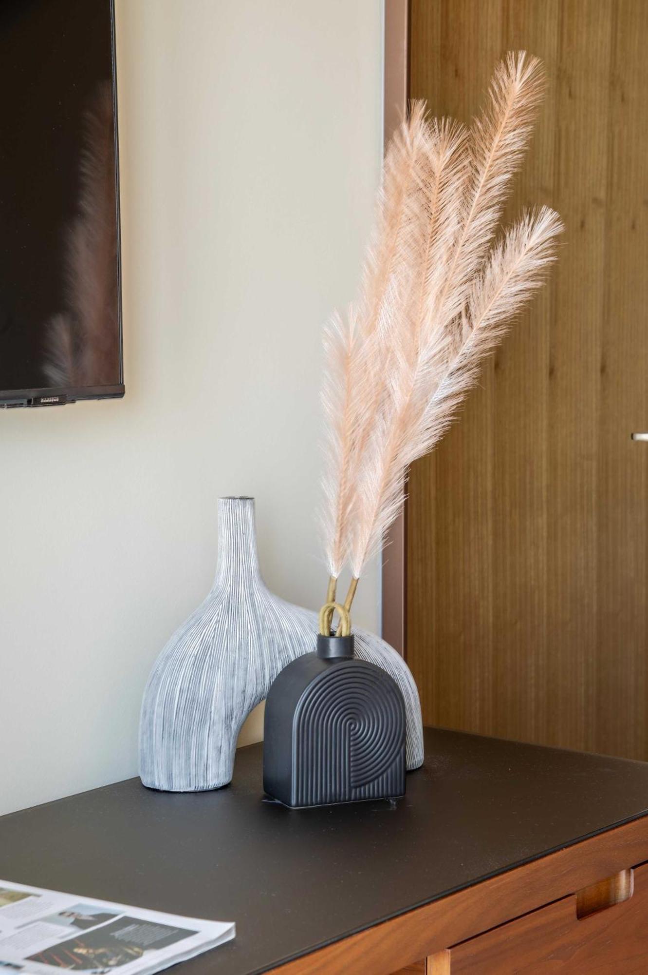 Frank Porter - The Address Opera Residences Apartment *
