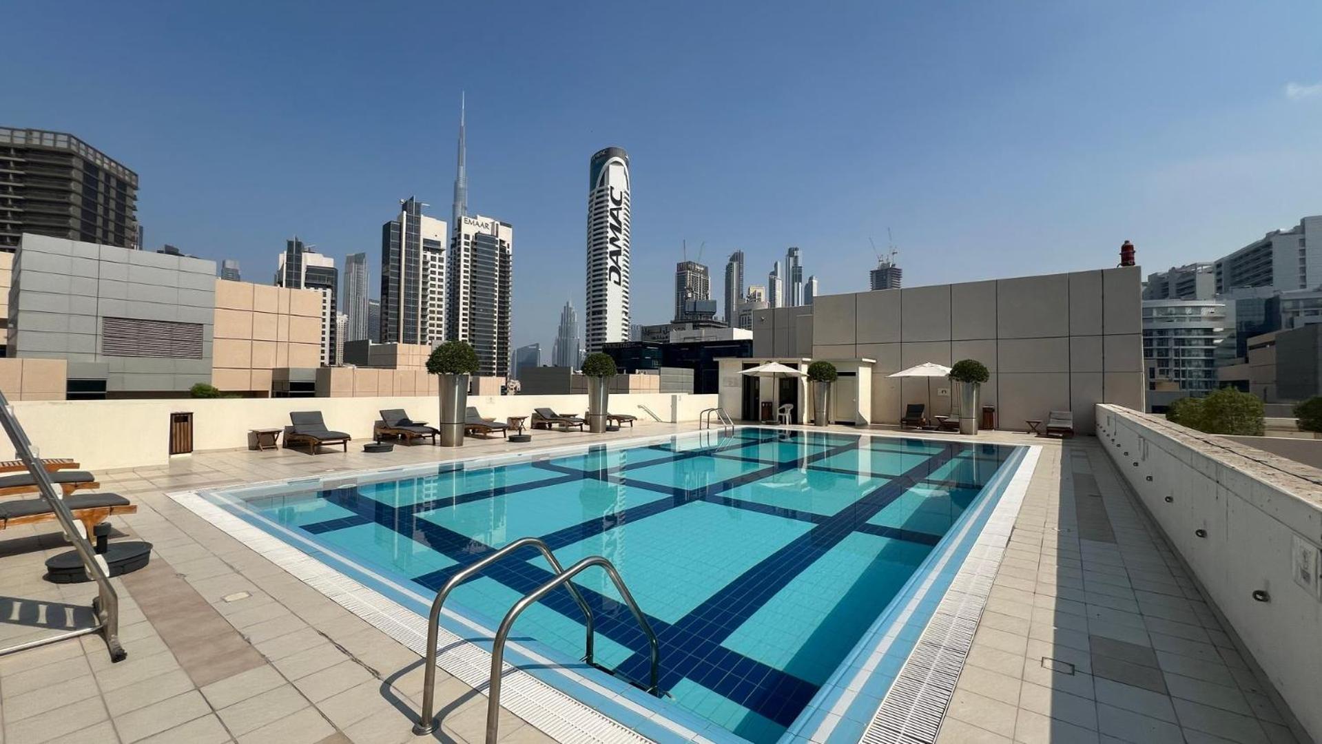 Apartment Modern In Bay Square Business Bay Dubai