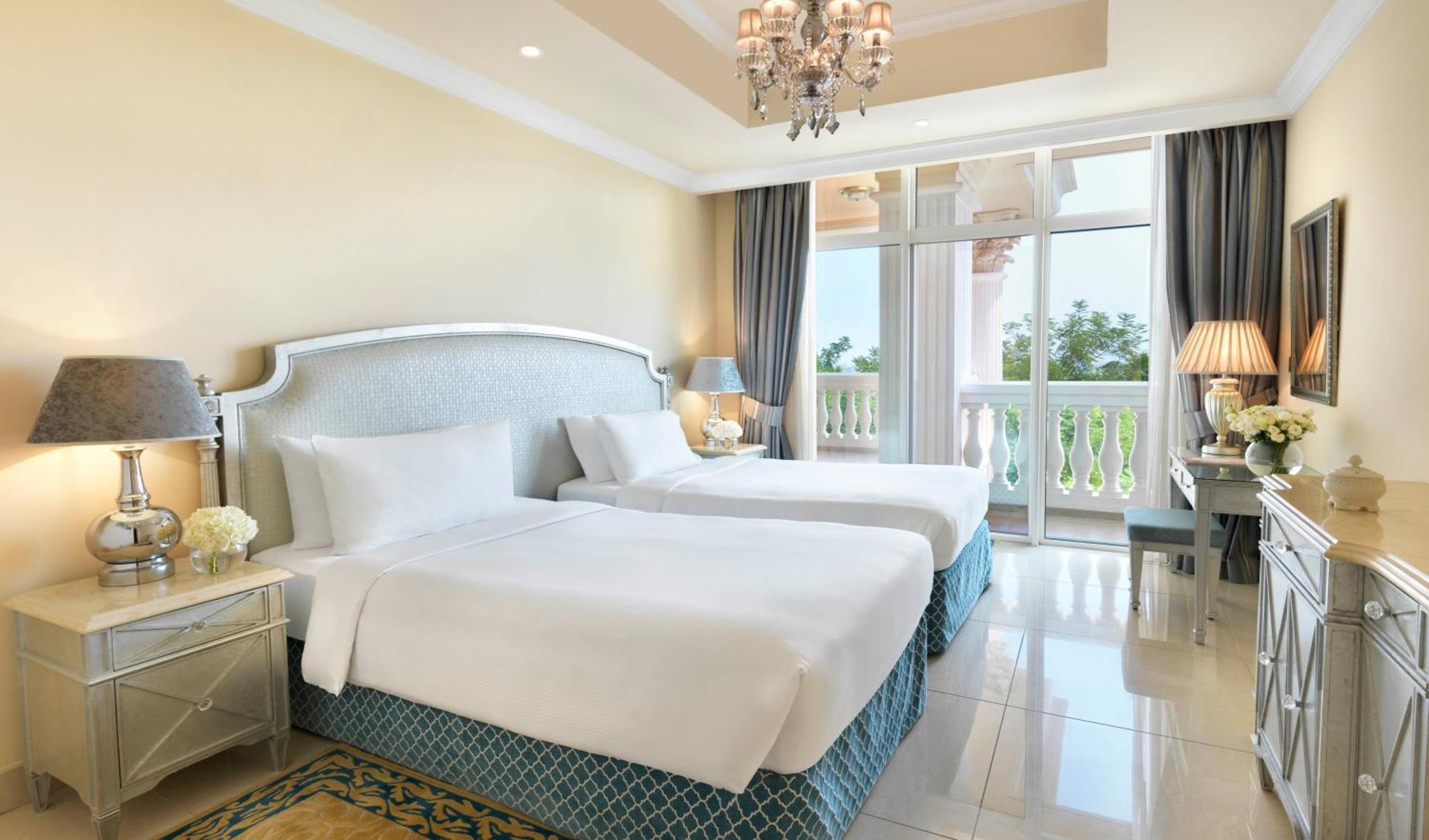 Kempinski & Residences Palm Jumeirah 5*