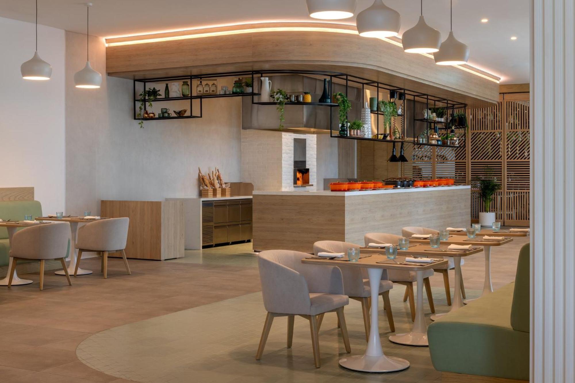 Staybridge Business Bay By Ihg 4* Dubai