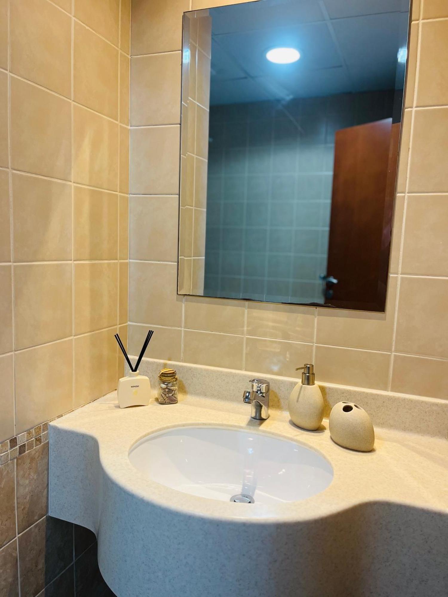 Apartment Amazing 1 Bedroom In Marina *