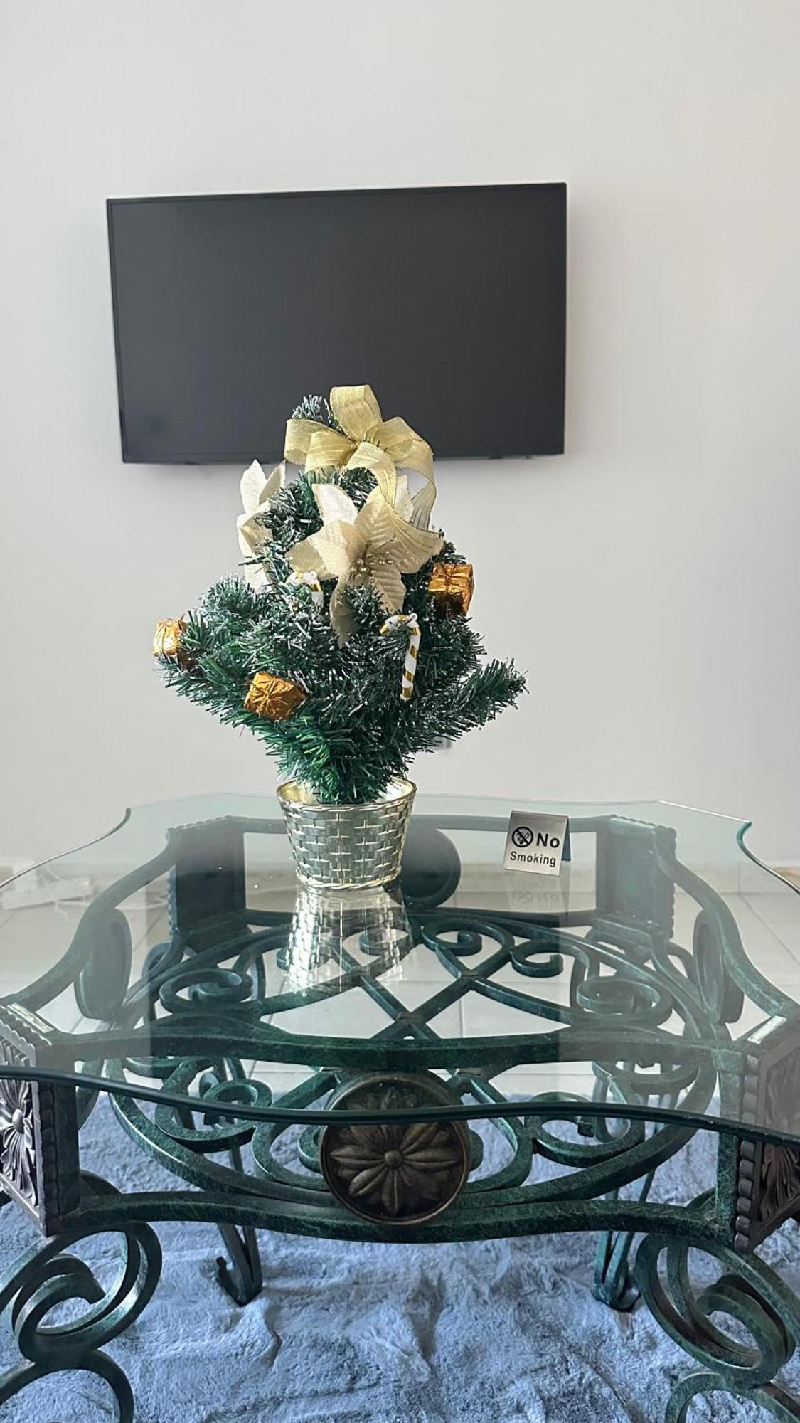Luxury With Balcony - Close To Metro & Marina Apartment
