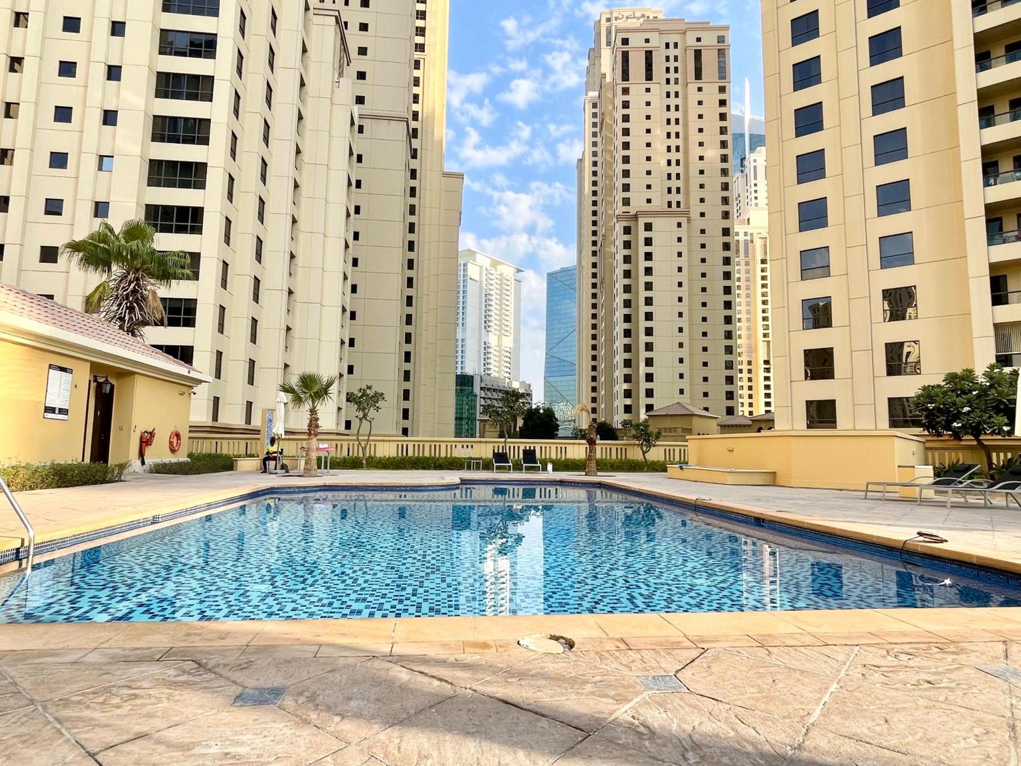 Apartment Jbr Beachfront Luxe Sea Facing