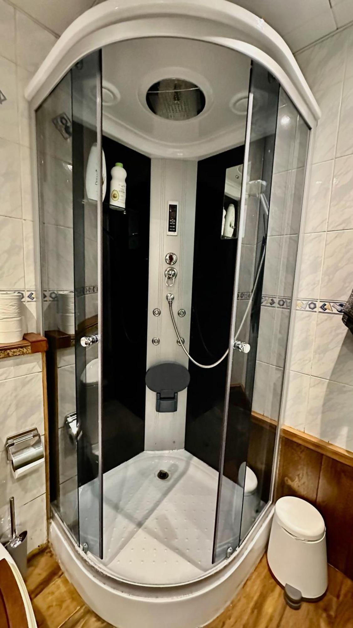Luxury With Balcony - Close To Metro & Marina Apartment Dubai