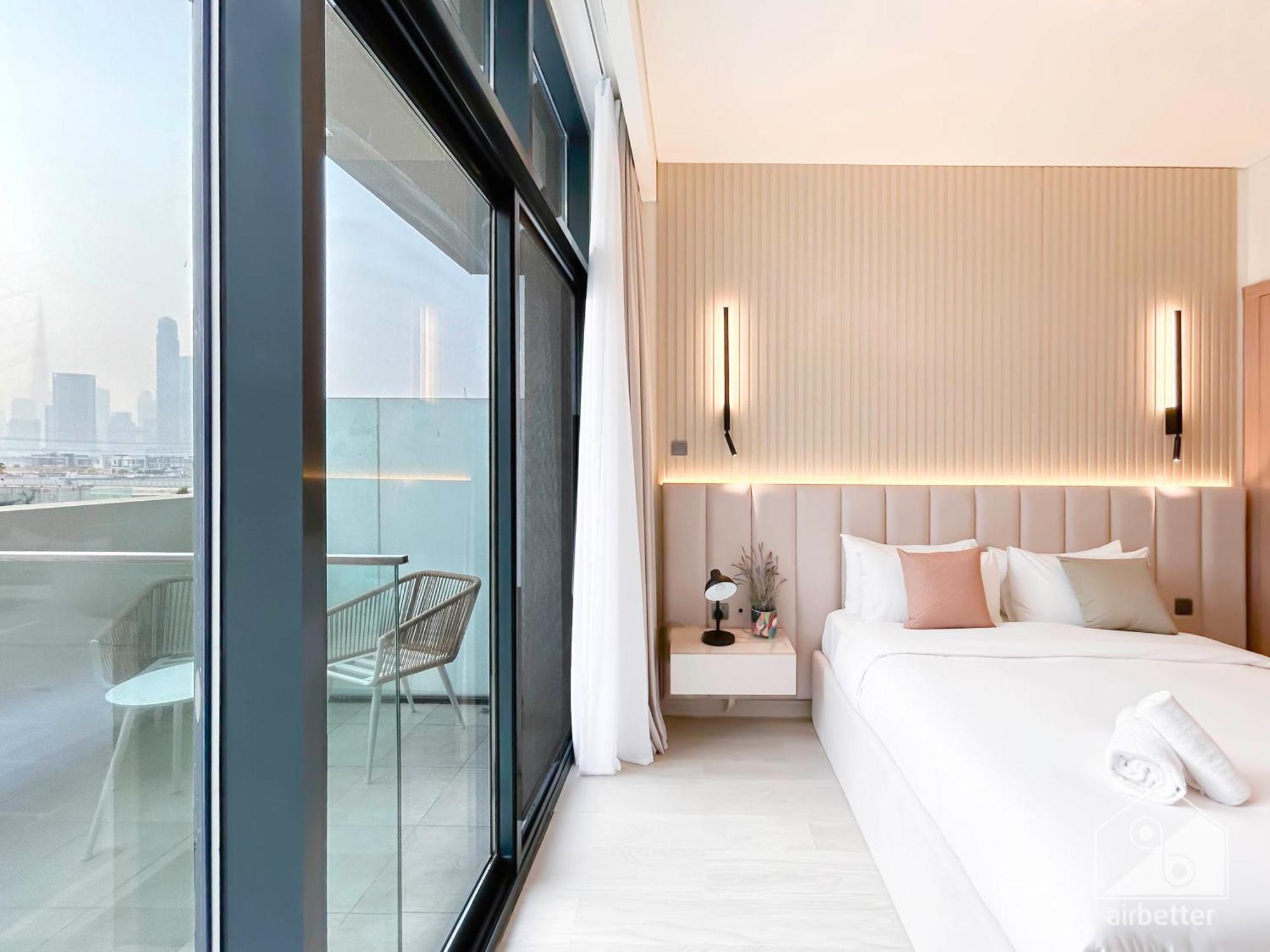 Deluxe With Balcony At Aziz Riviera * Dubai