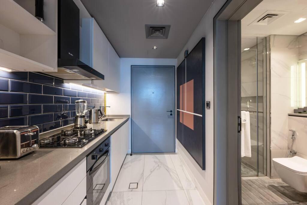 Chic Apt, Near To Mall With Canal Views - 1623 Apartment