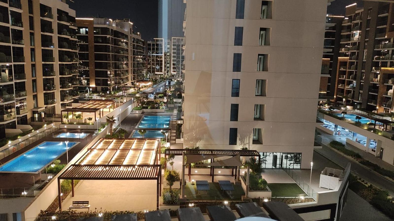 Apartment Charming With Pool, Gym, Kid's Playground Dubai