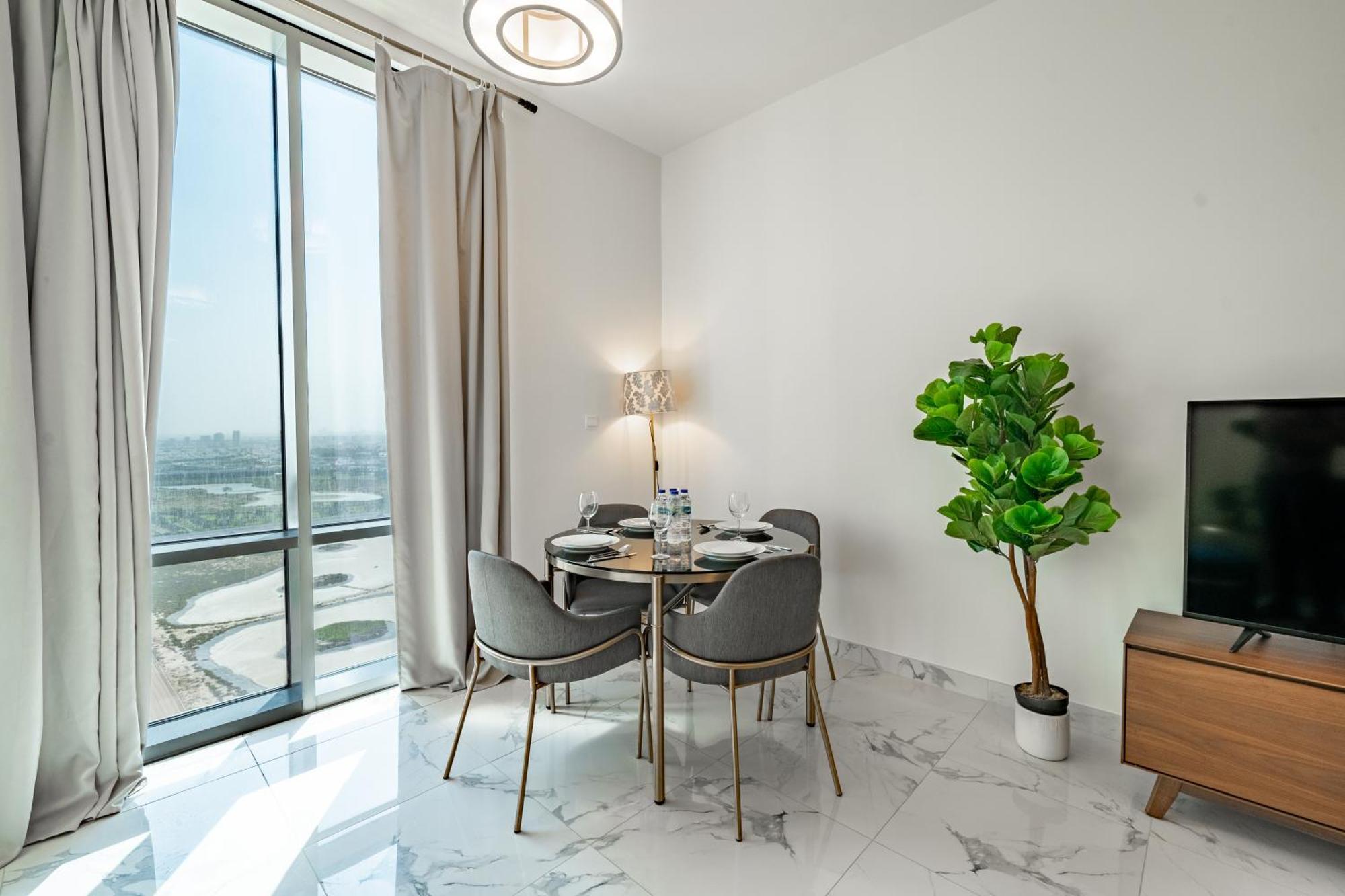 Homes & Beyond I High Floor 1 Bedroom In Al Habtoor