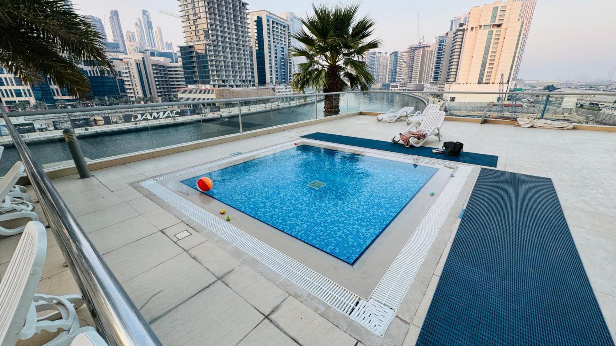 Stylish Fairview In Business Bay Canal View Marasi Drive *