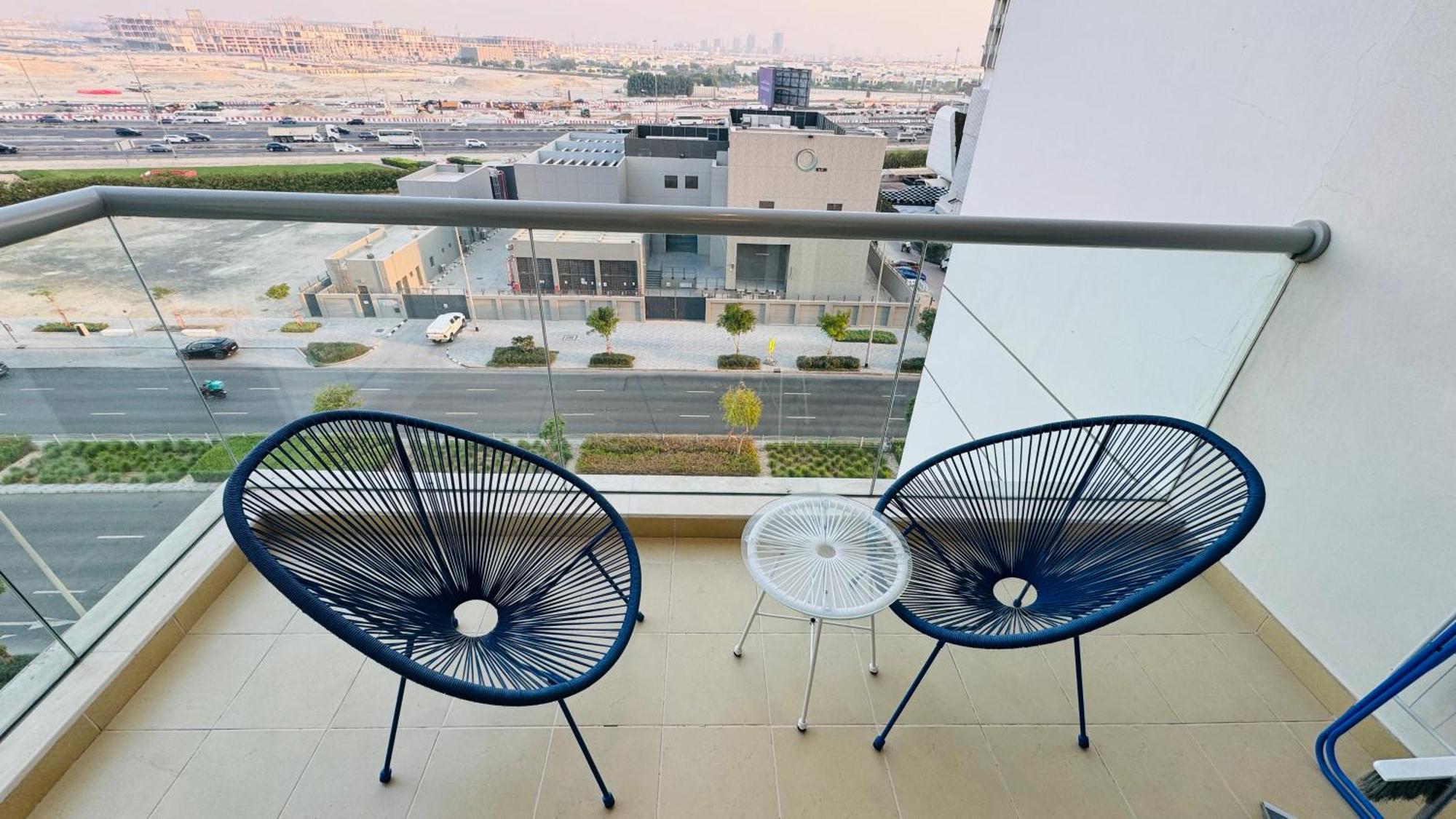 Apartment Stylish Fairview In Business Bay Canal View Marasi Drive *