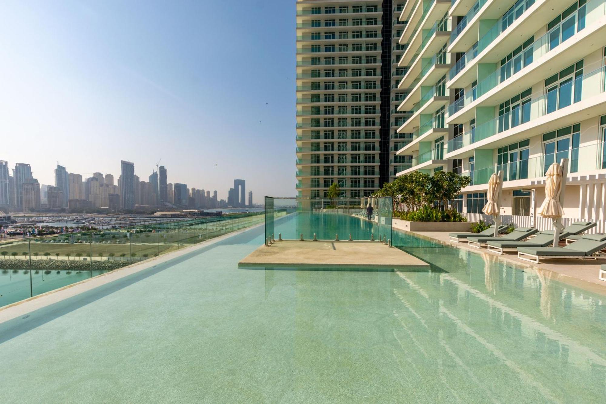 Apartment Vayk - Stunning 2 Bd In Emaar Beachfront With Beach Access *