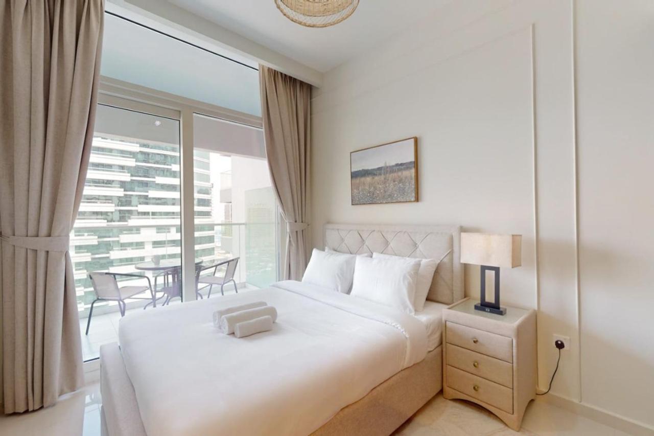 Reva Residences - Calm One Bedroom In Business Bay Apartment Dubai
