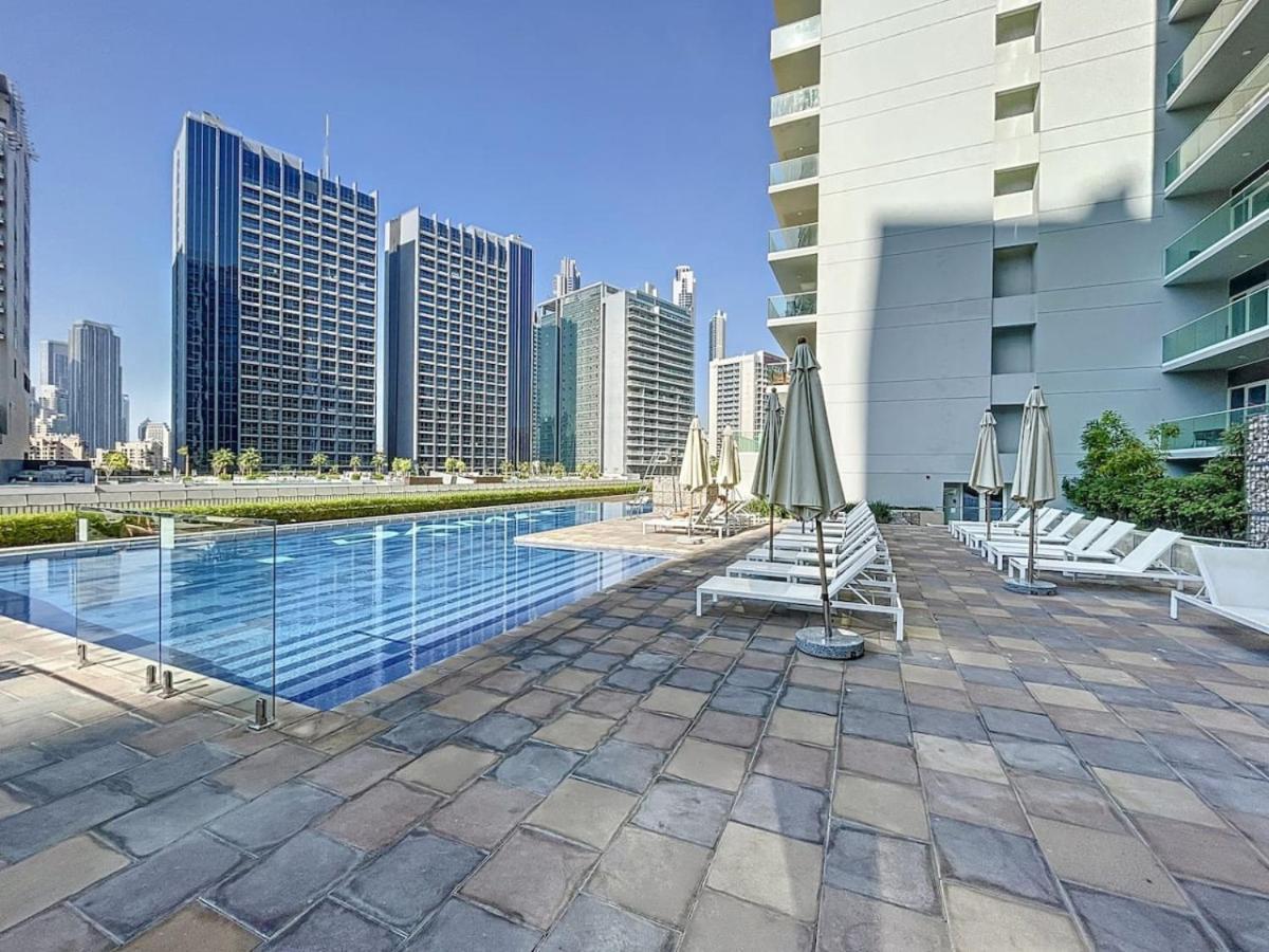 Reva Residences - Calm One Bedroom In Business Bay Apartment Dubai