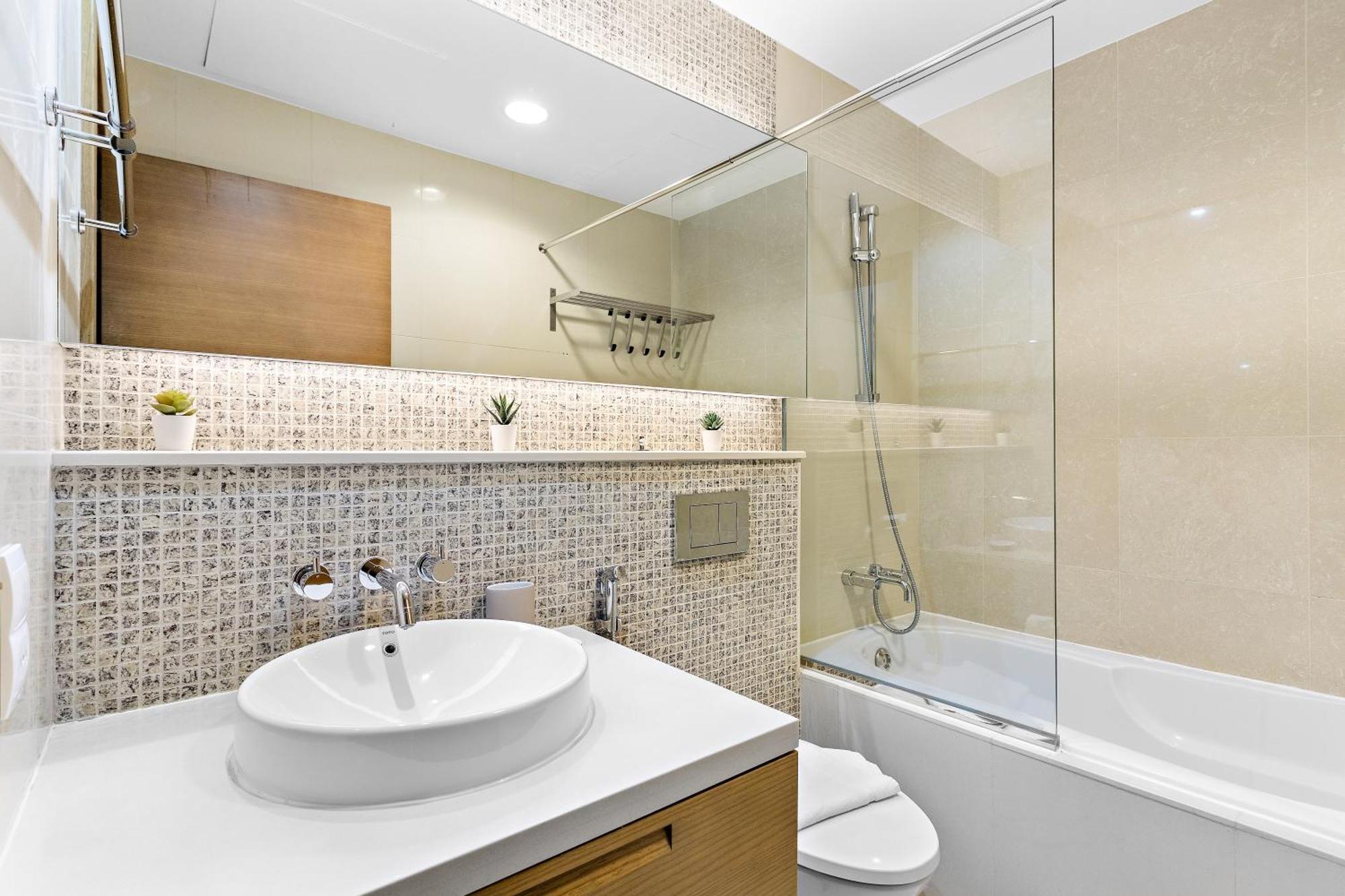 Silkhaus Chic Studio Burj Khalifa Short Walk Apartment