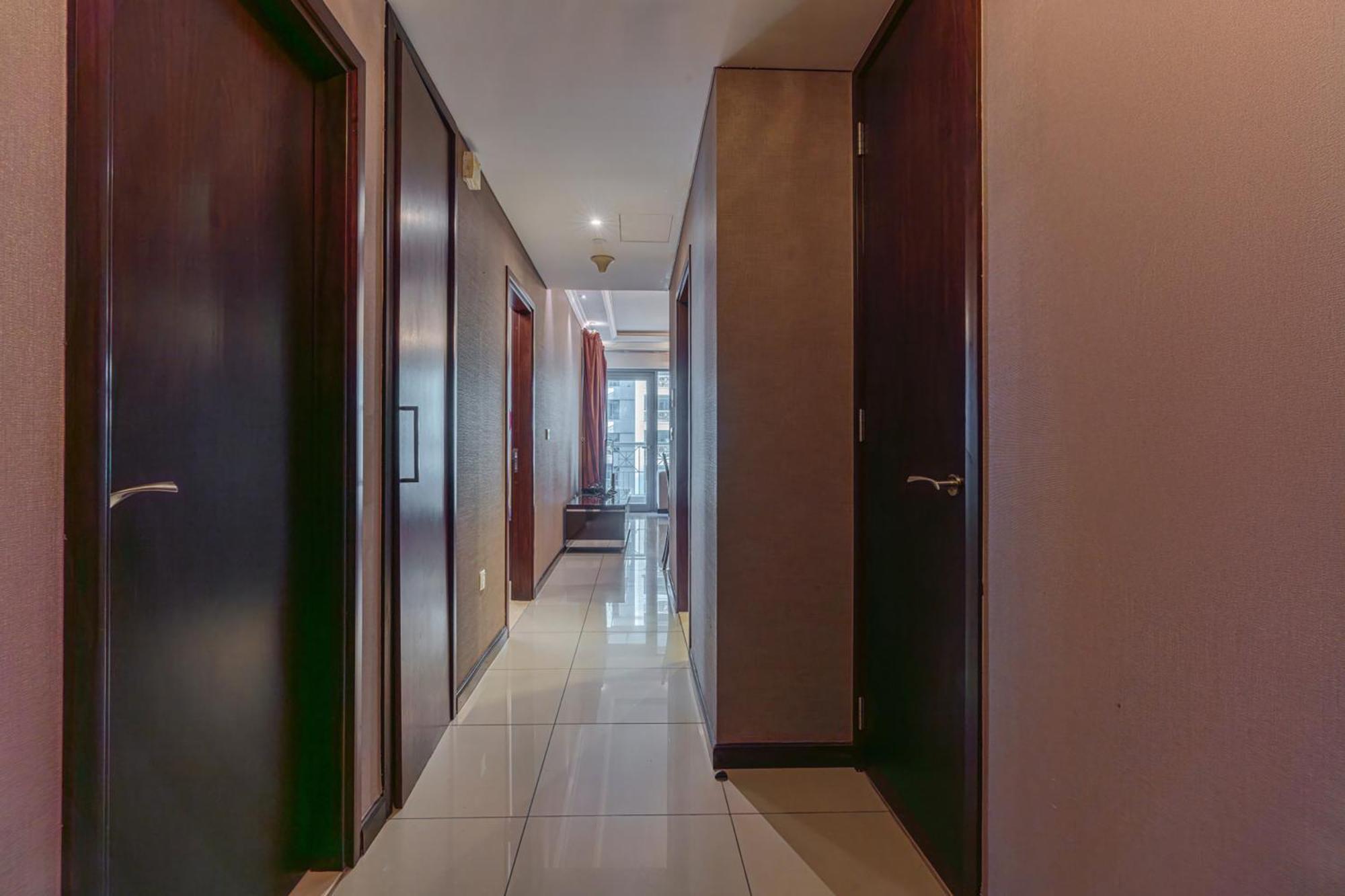 Downtown - 2 Bed 3 Bath Flat - Views Of The Burj & Fountains *