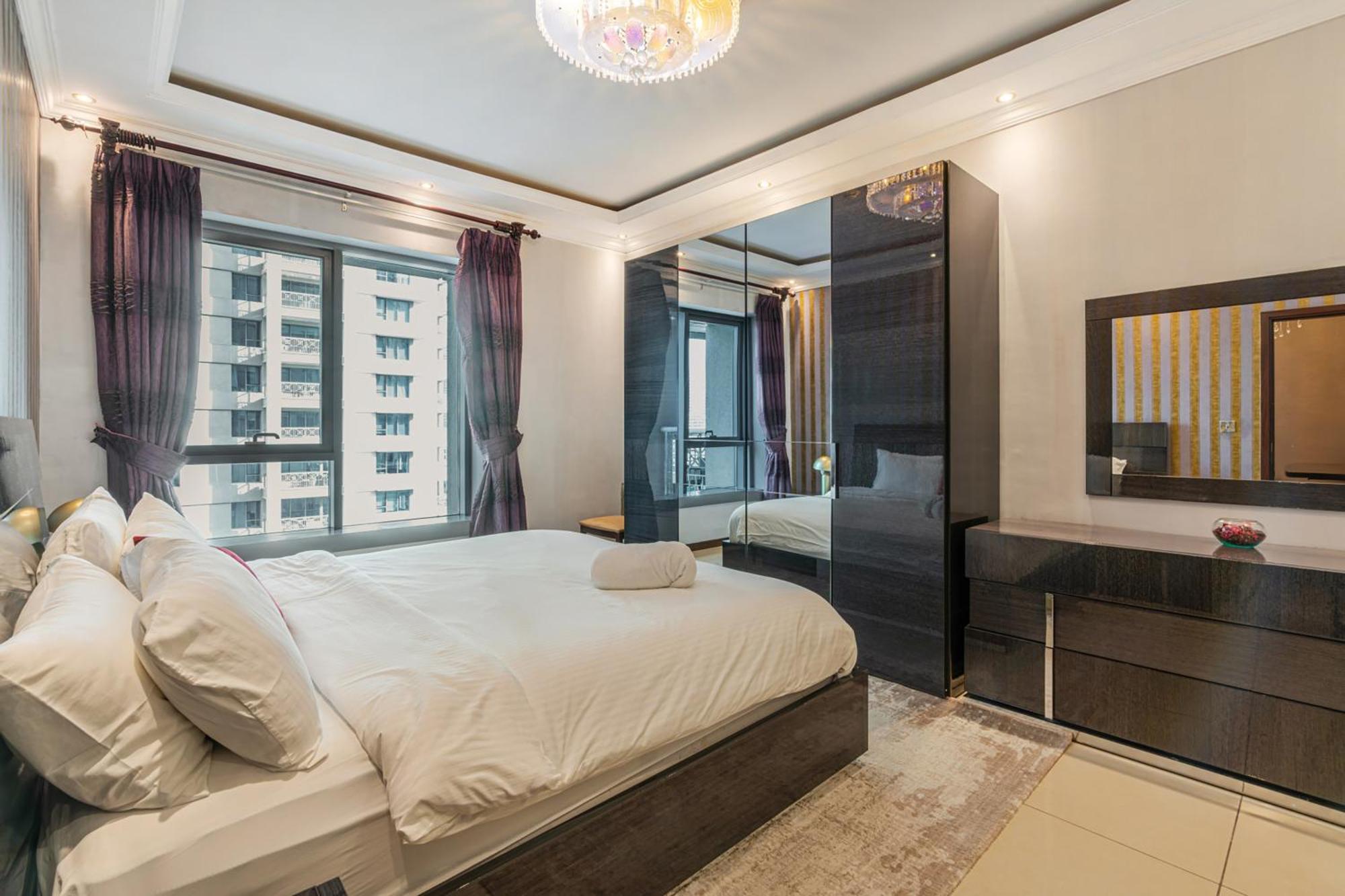 Downtown - 2 Bed 3 Bath Flat - Views Of The Burj & Fountains