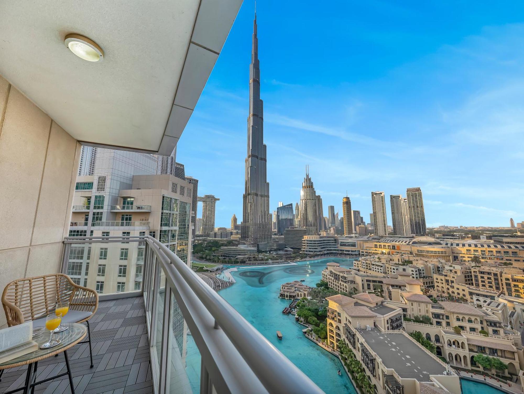 4 Bhk In Downtown With Iconic Burj Khalifa Views, 2 Minutes Walk To Dubai Mall Dubai