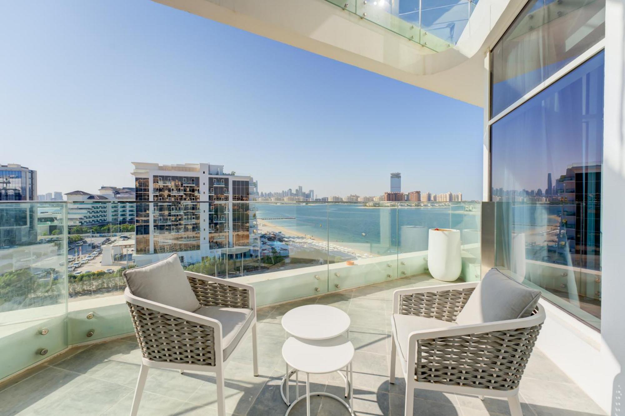Apartment Stylish Palm Jumeriah 1-bed With Private